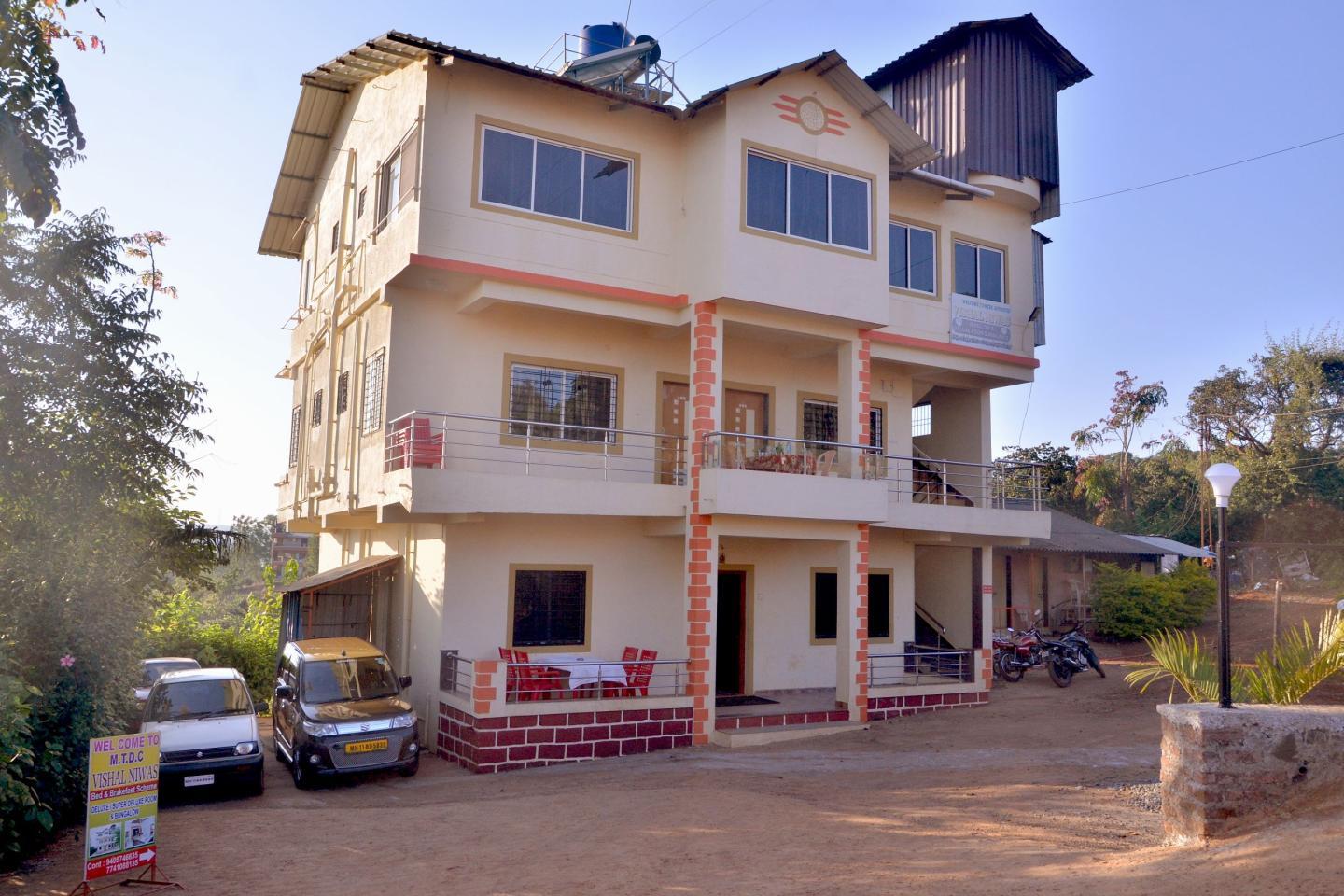 Hotel Vishal Niwas, Mahabaleshwar Hotel Vishal Niwas, Mahabaleshwar