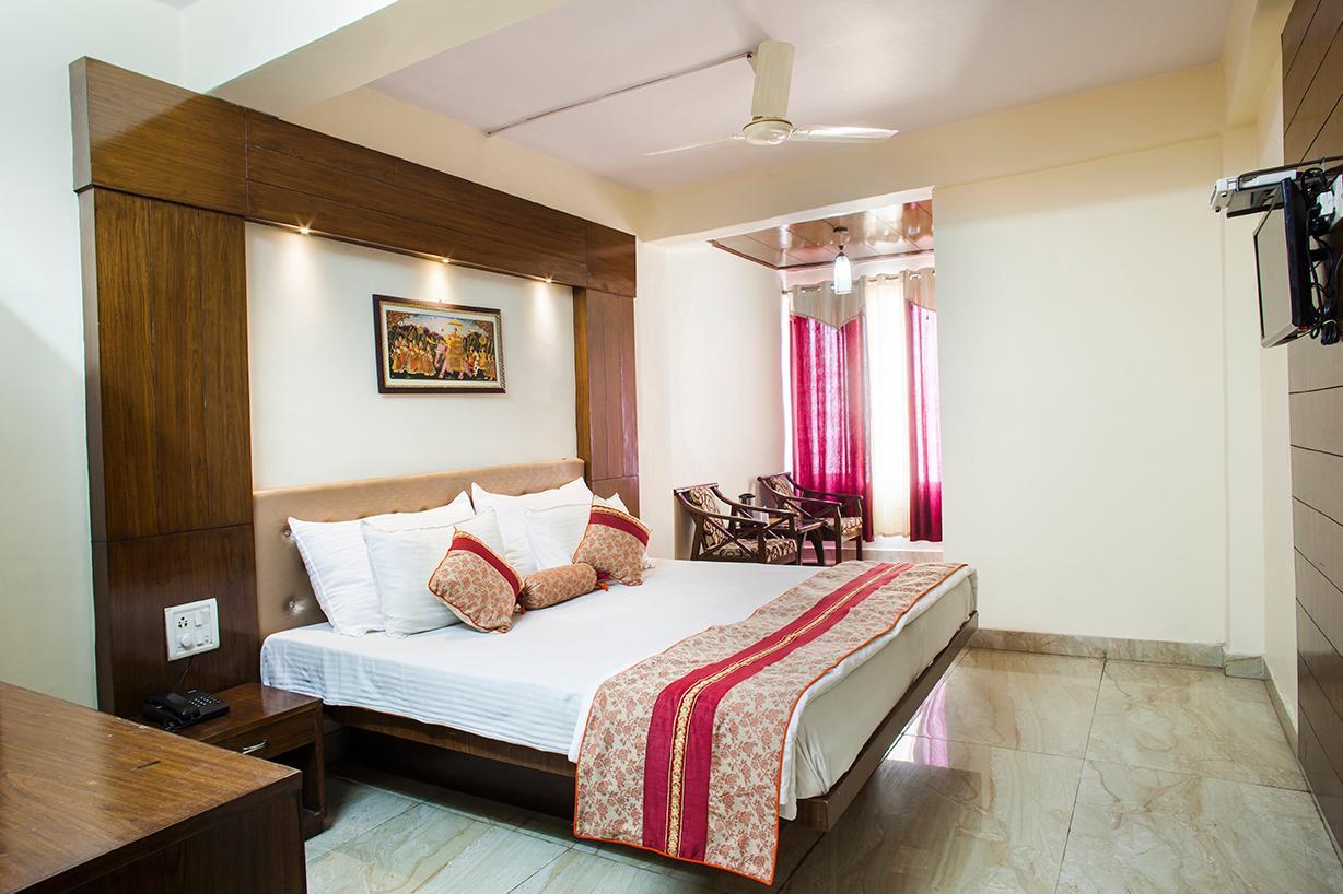 Hotel Surya Kiran, Mussoorie Hotel Surya Kiran, Mussoorie