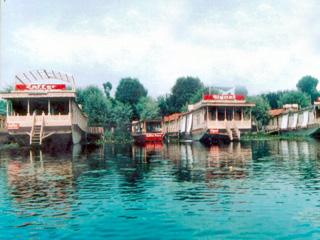 Zaffer Houseboat, Srinagar Zaffer Houseboat, Srinagar