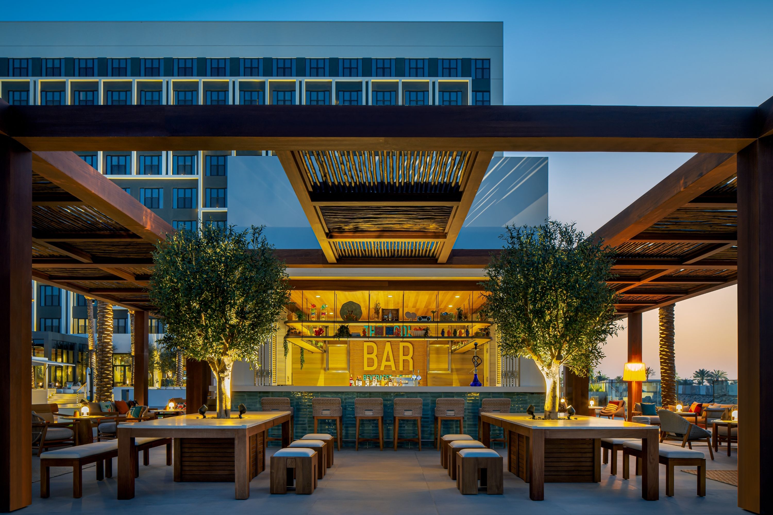 Pool Bar
