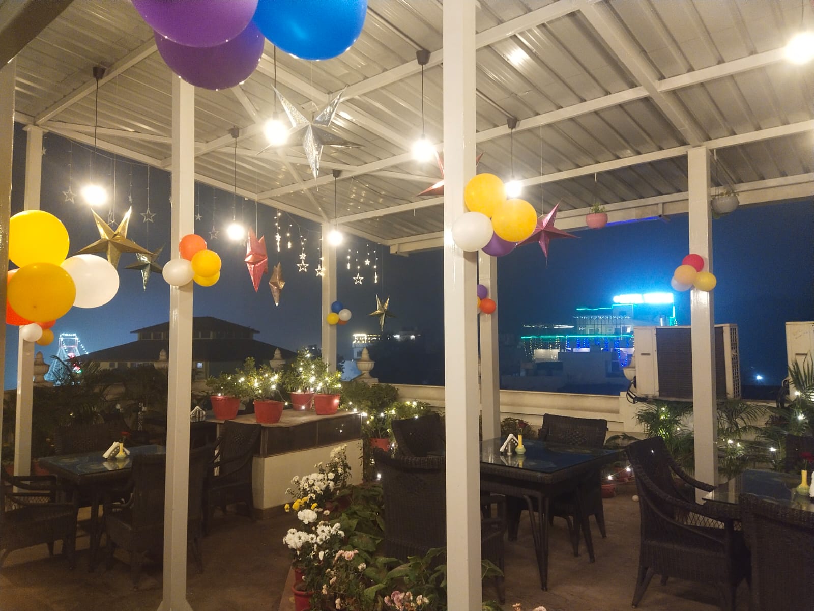 ROOFTOP GARDEN RESTAURANT