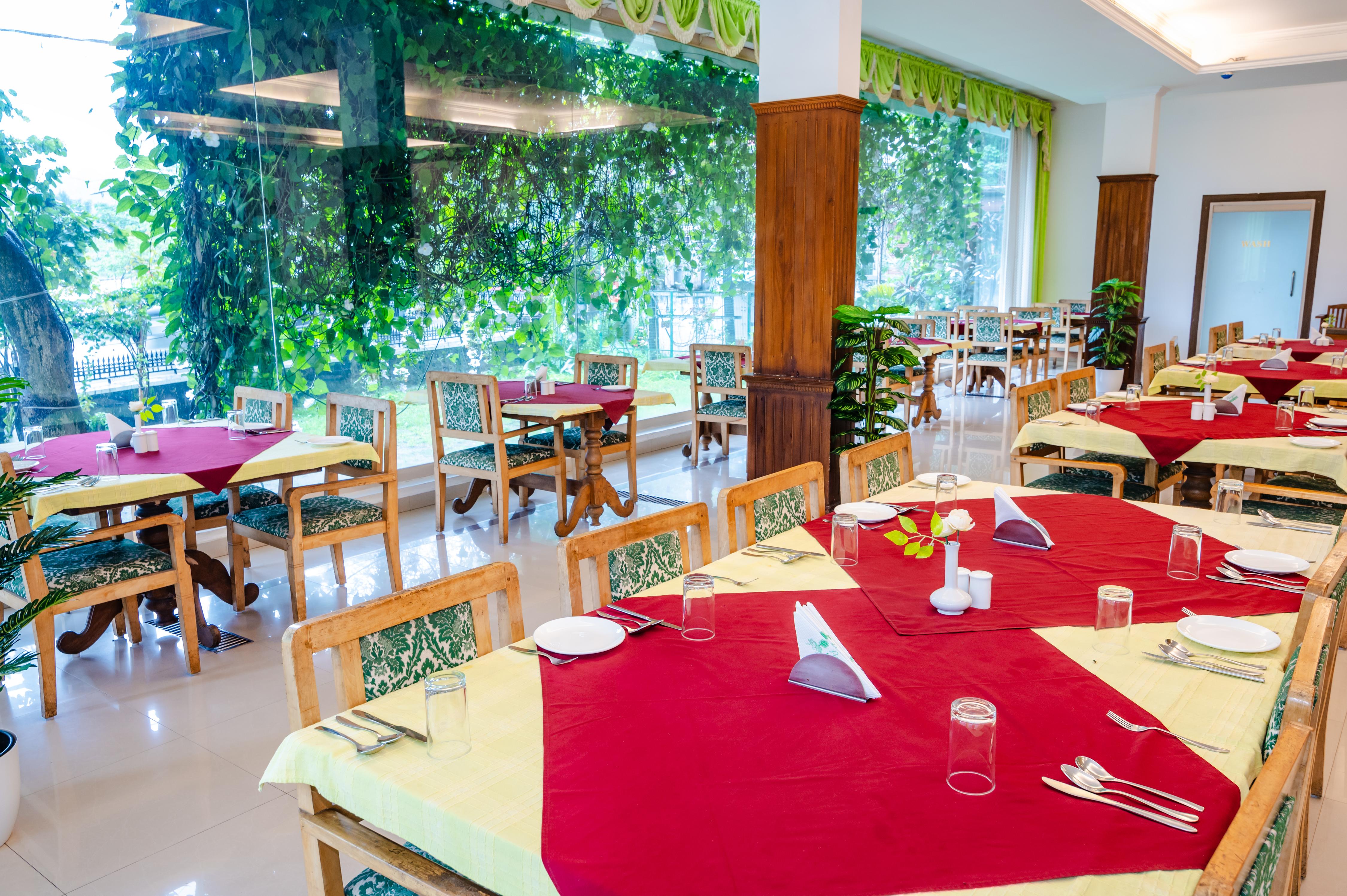 Safari - Multi Cuisine Restaurant