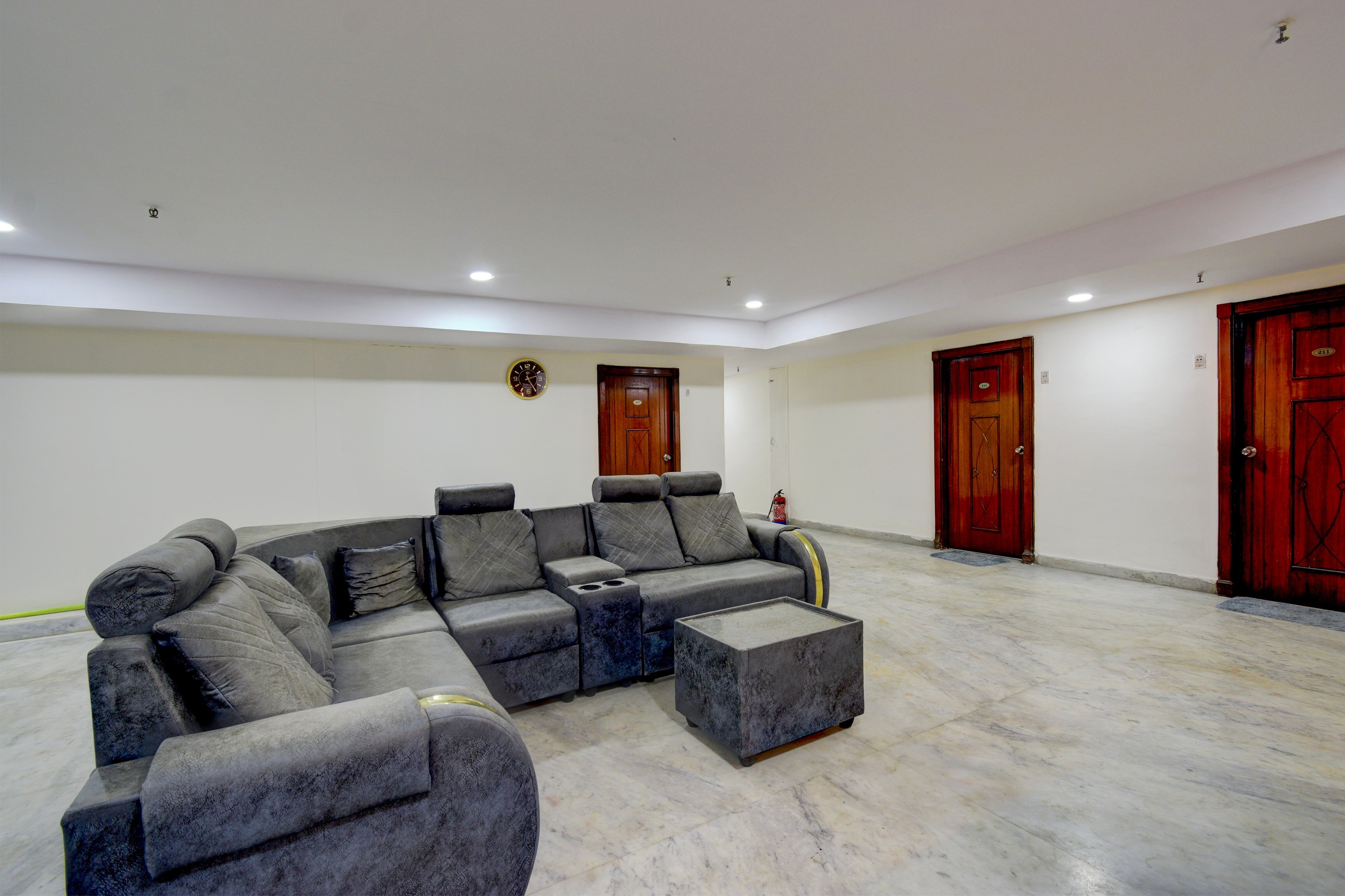 SPOT ON Surya Luxury Rooms Secunderabad Railway Station Bus Stop ππ’π’π ...