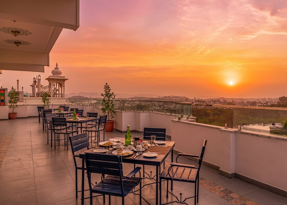 Maan Vilas | Rooftop Restaurant with Sunset & Aravalli Views