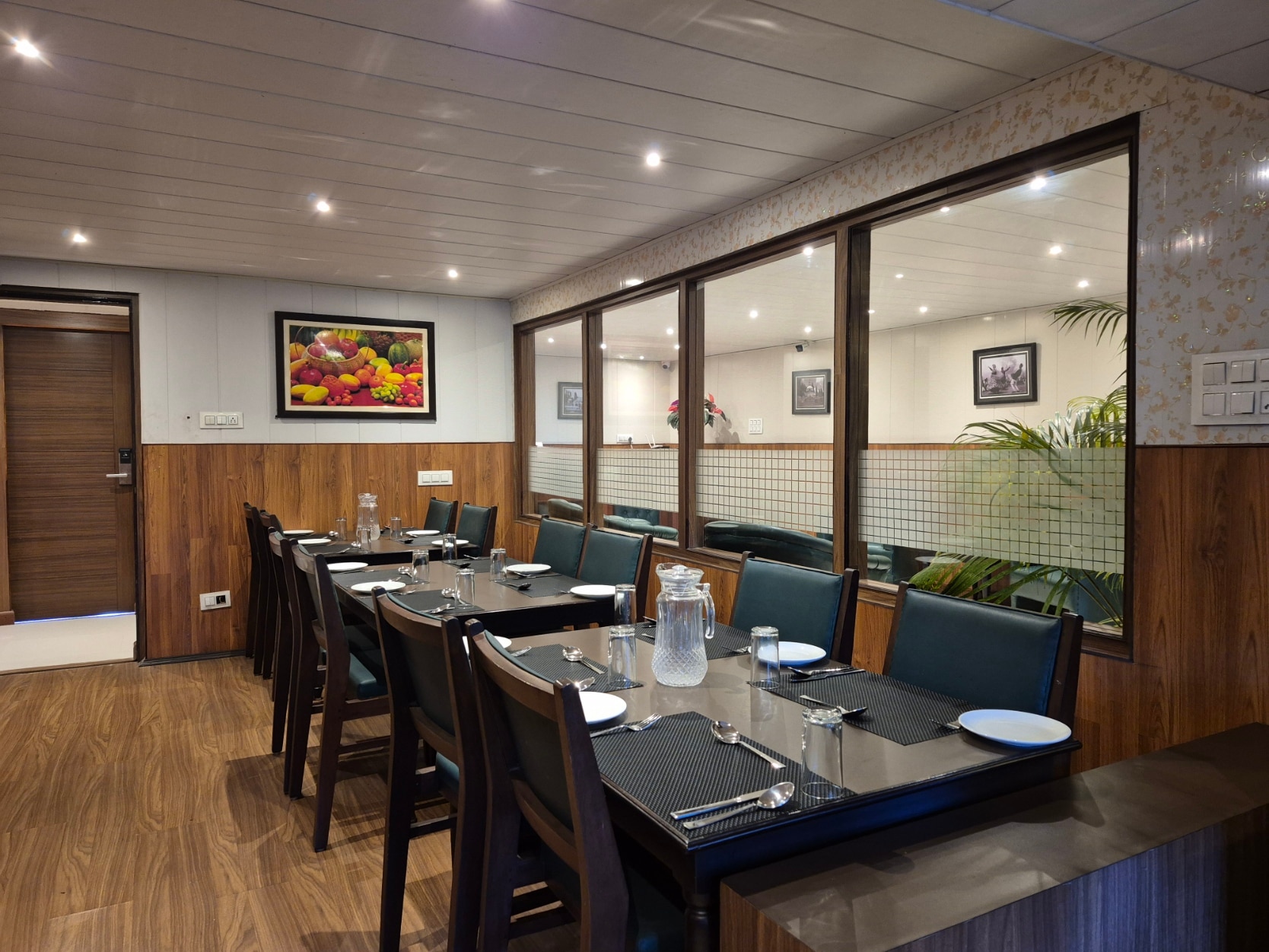 Mount10 Cafe