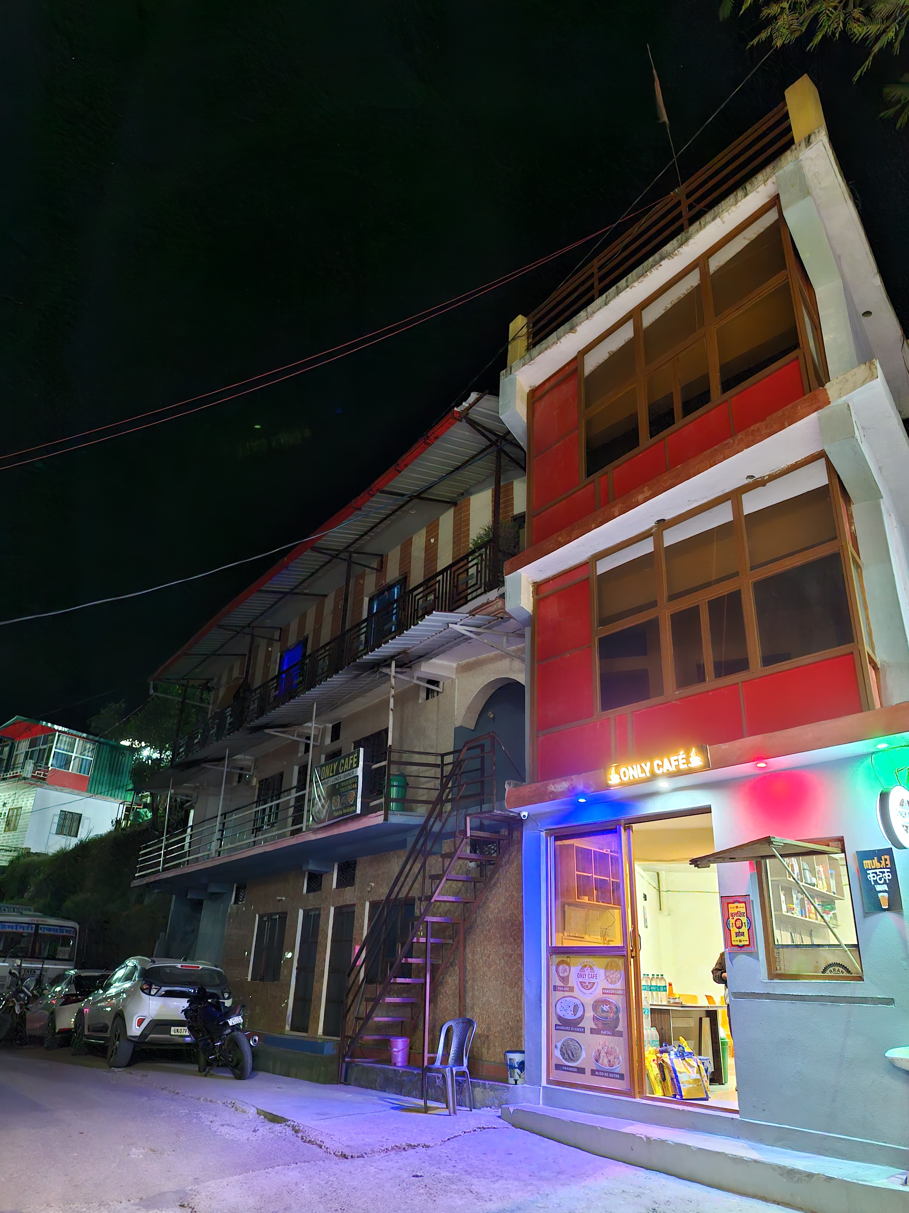 ONLY CAFE