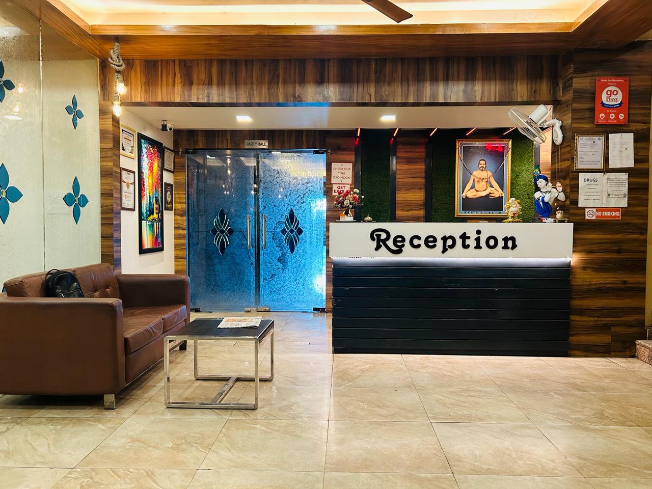 Hotel Dev Residency And Restaurant