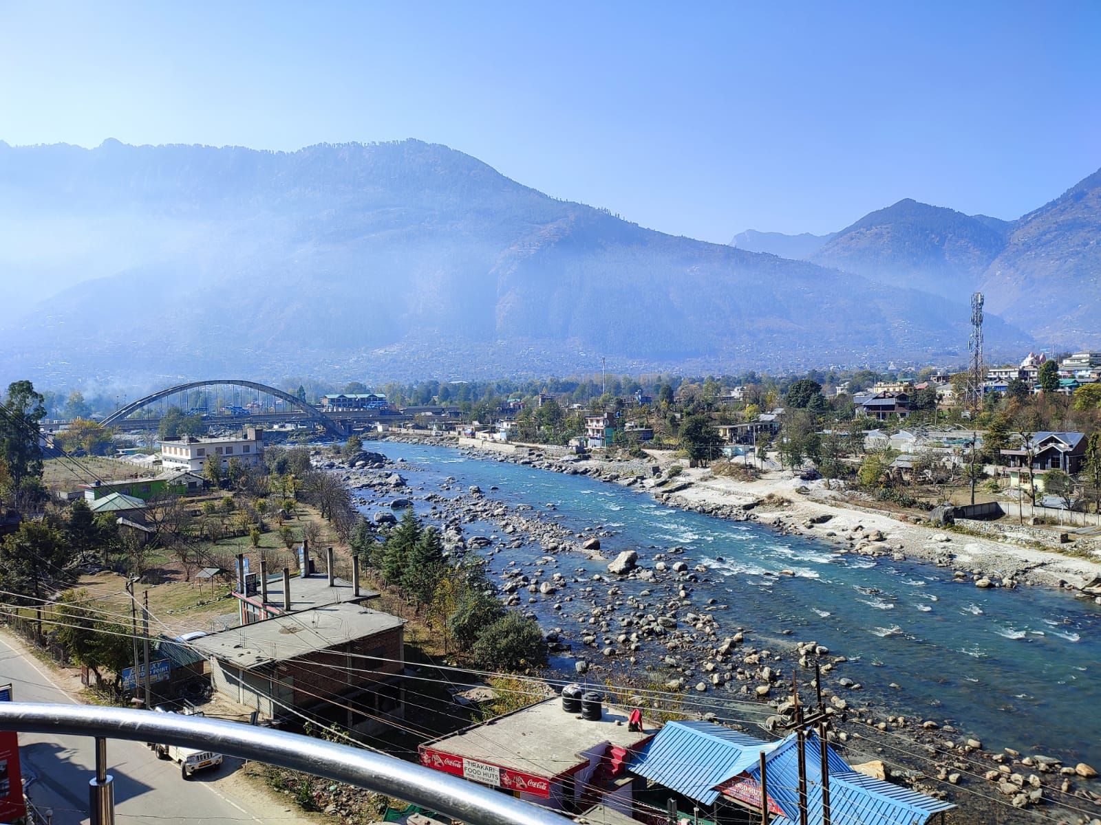 The River front Side Restaurant
