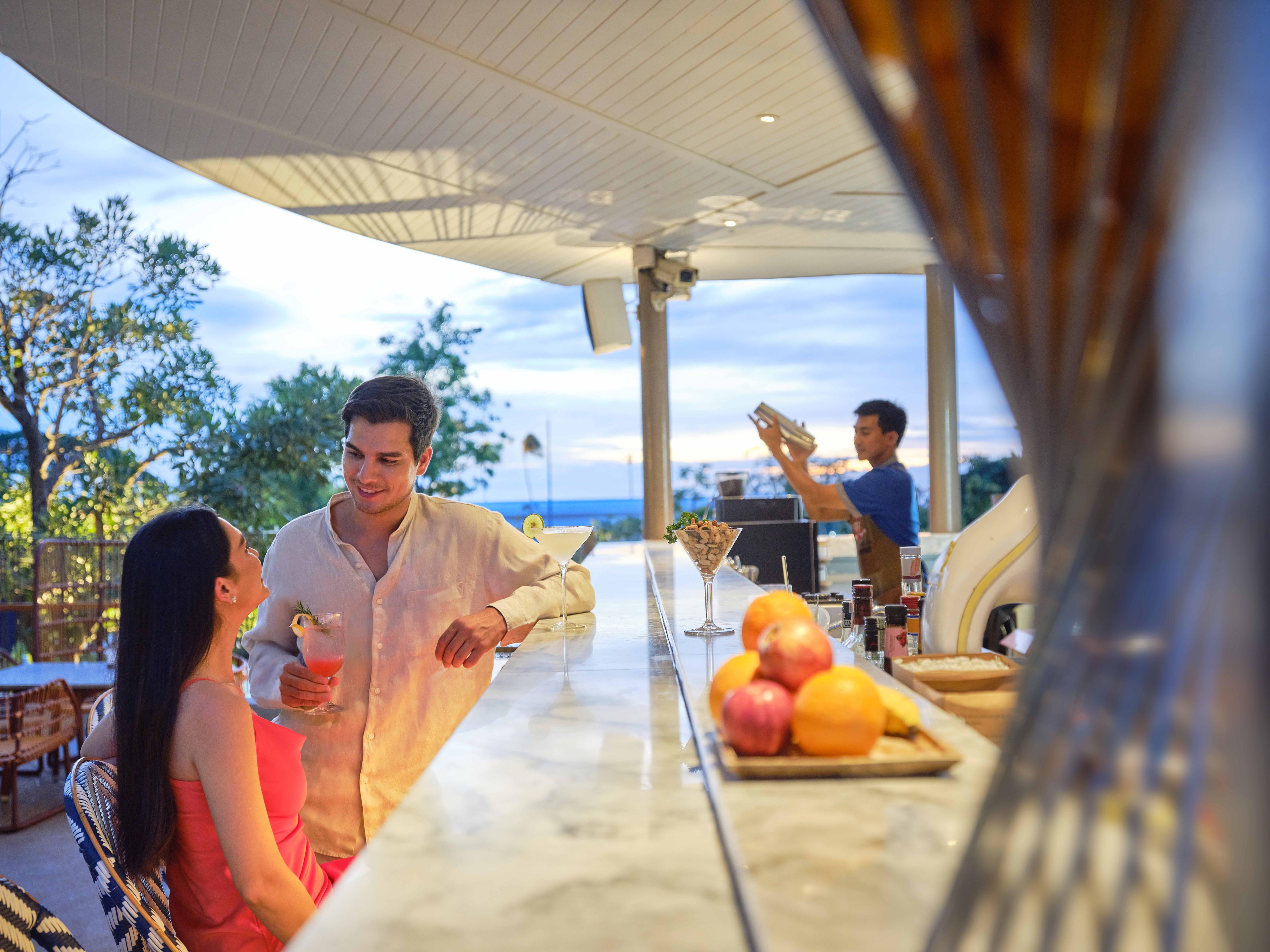 Aqua Eatery & Bar