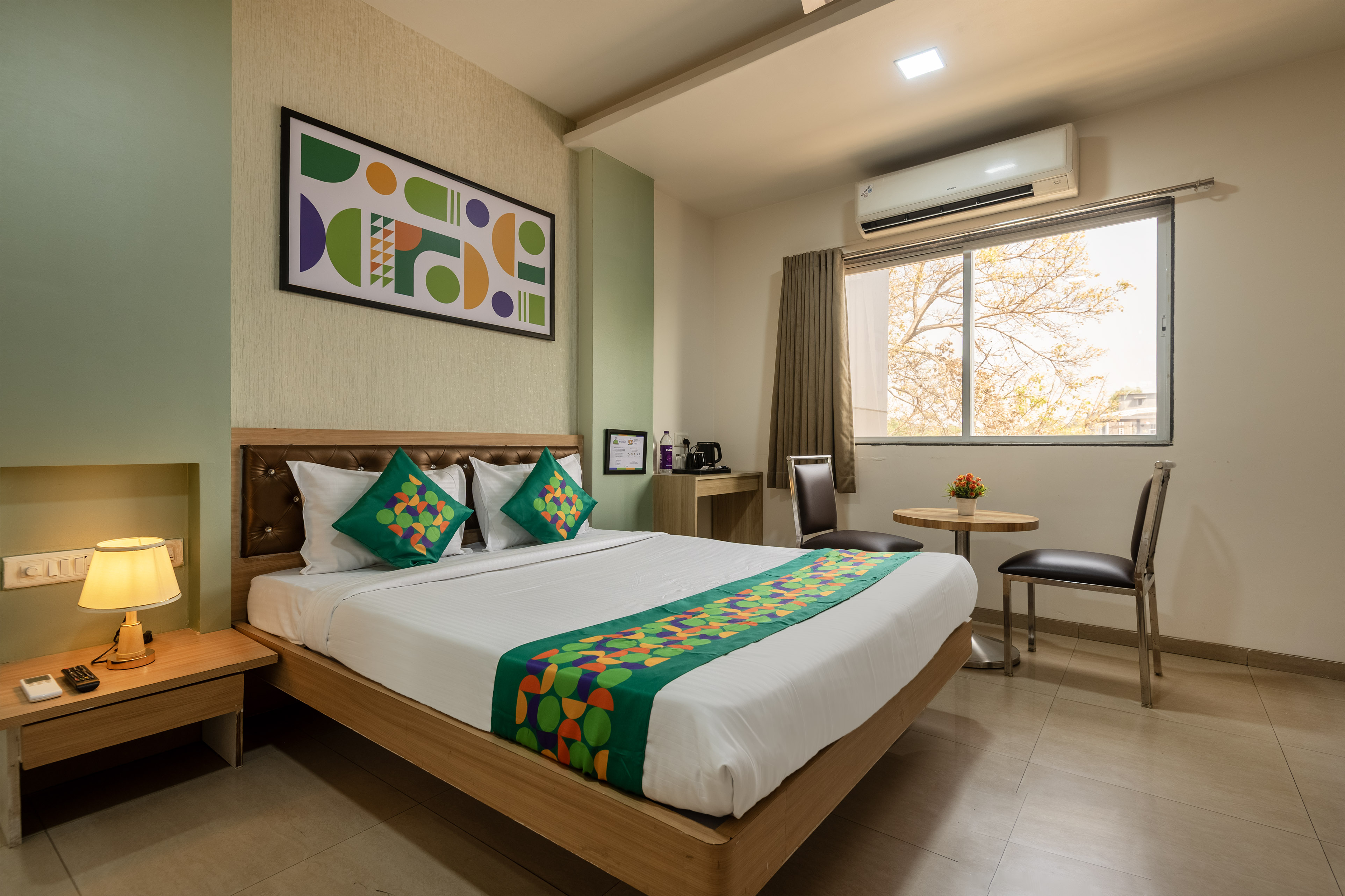 Treebo Kuval Inn Treebo Royal Empire đđ˘đ˘đ Pune Hotel