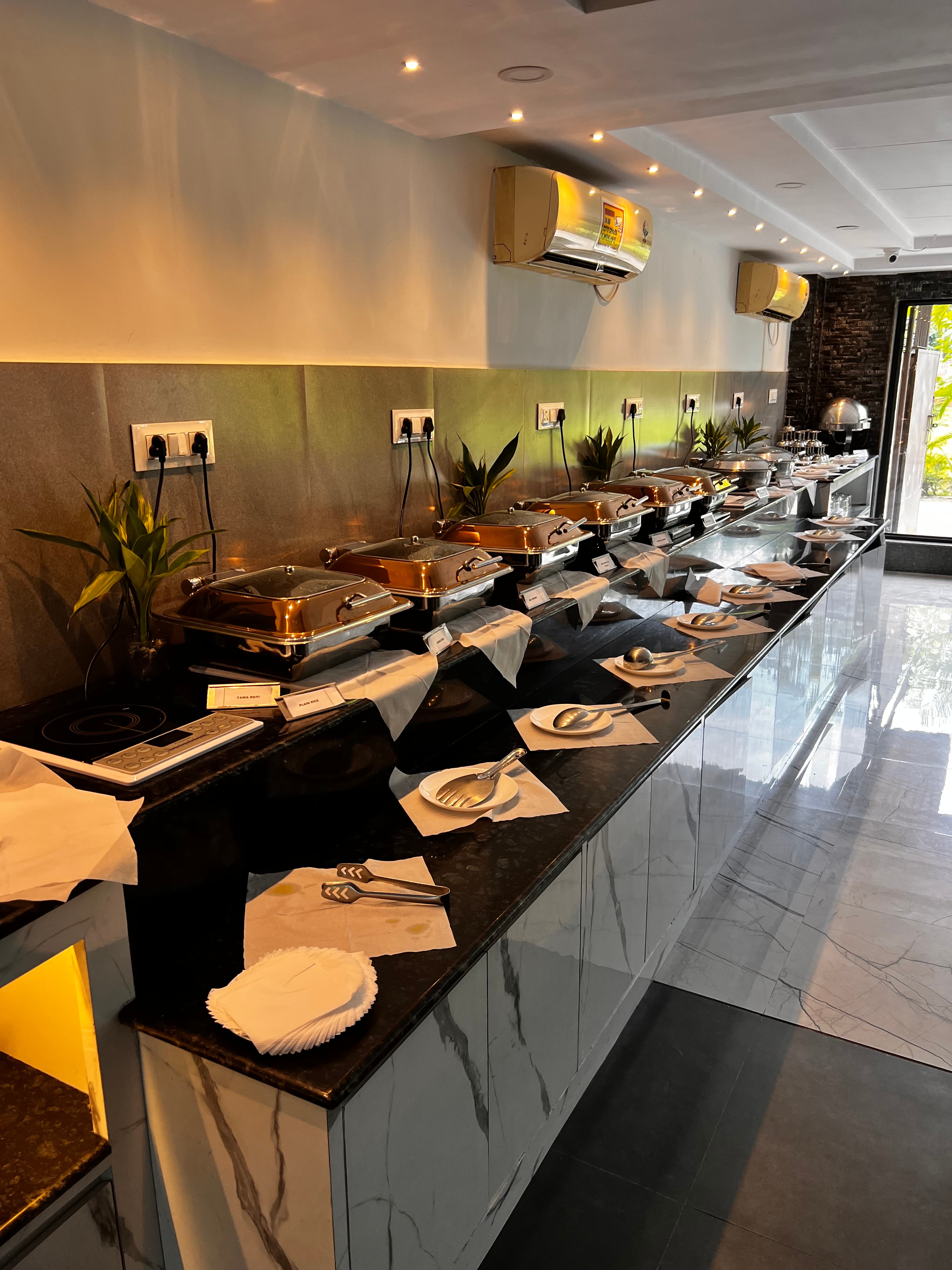 Multicuisine Restaurant