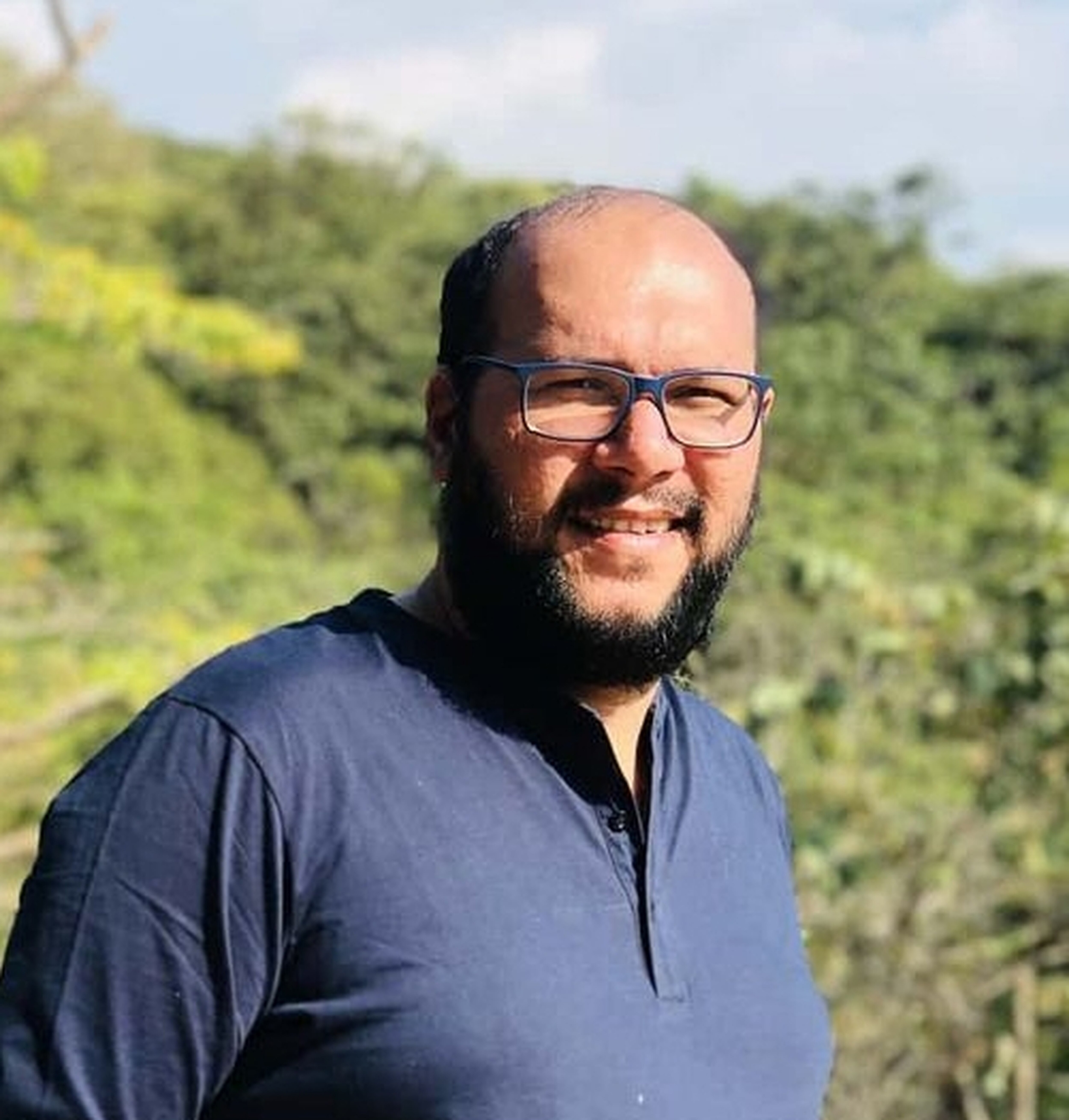 D'Manor Service Apartment Rooms & WiFi 𝗕𝗢𝗢𝗞 Belgaum Apartment 𝘄𝗶𝘁𝗵