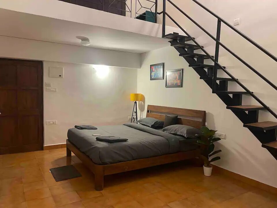 Picture Idea: B1 11 Sf Penthouse Studio Beiramar Complex Baga 𝗕𝗢𝗢𝗞 Goa