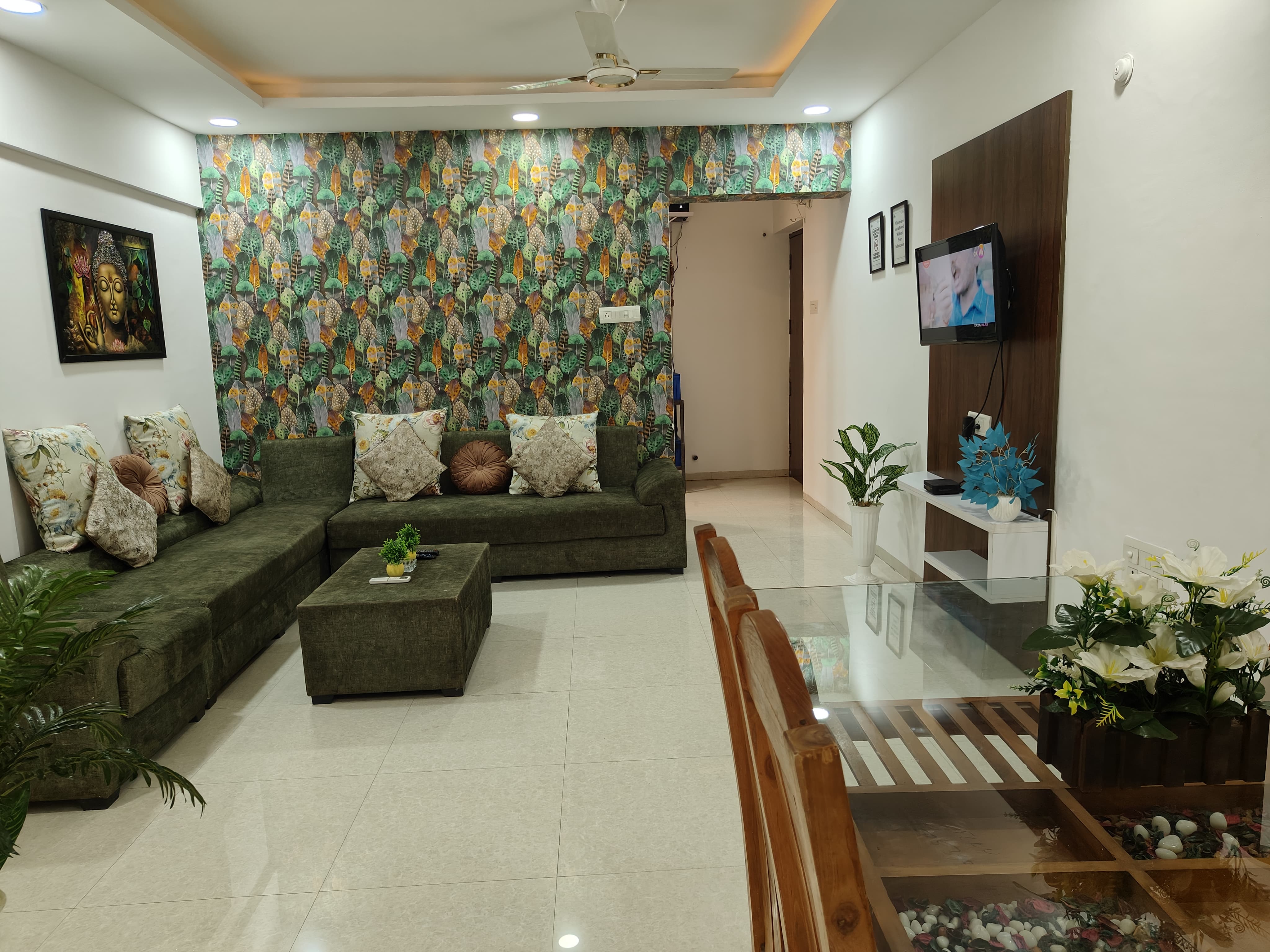 Staeg Night Sky View 2BHK 1605 𝗕𝗢𝗢𝗞 Indore Apartment
