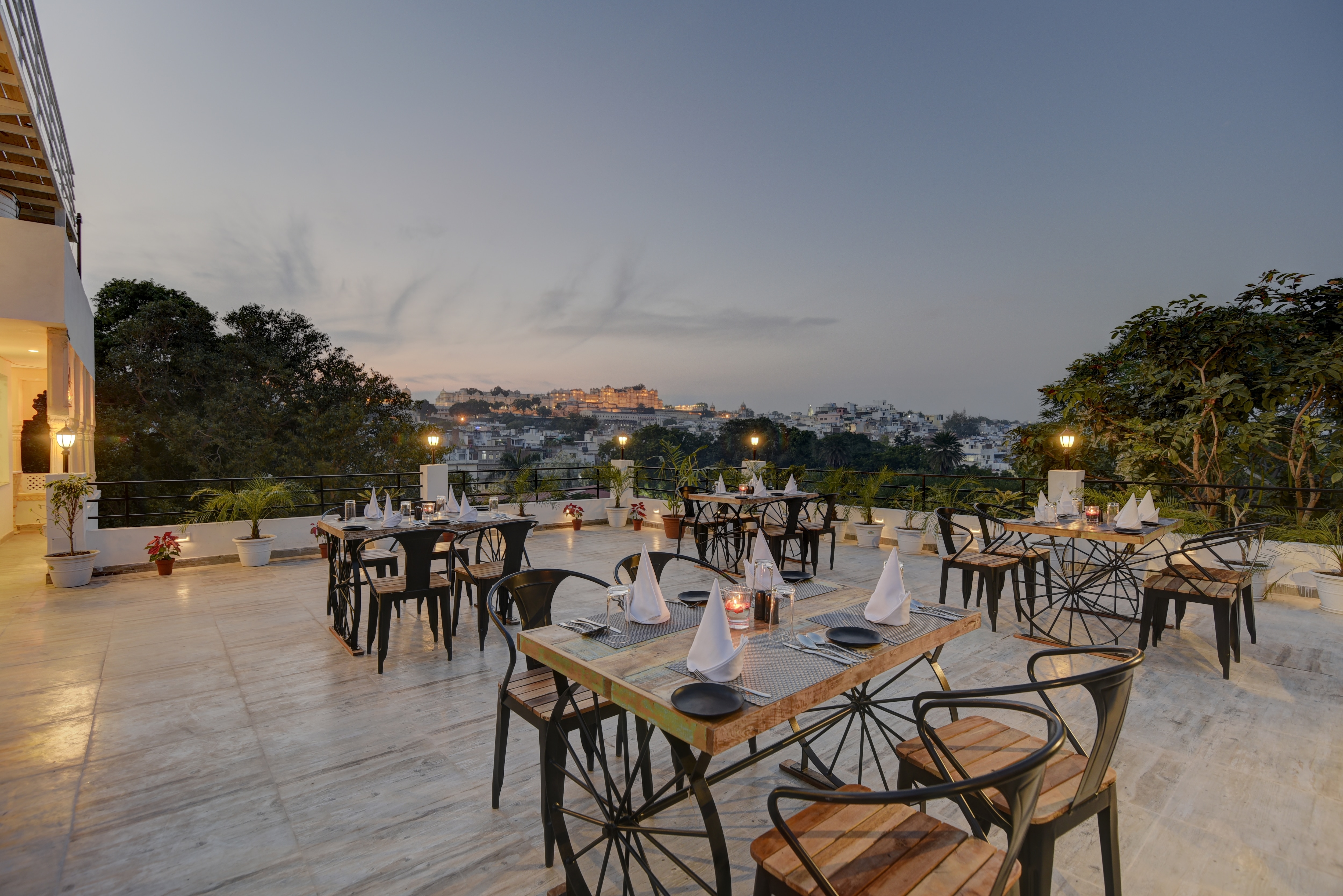 Jaajam Restaurant