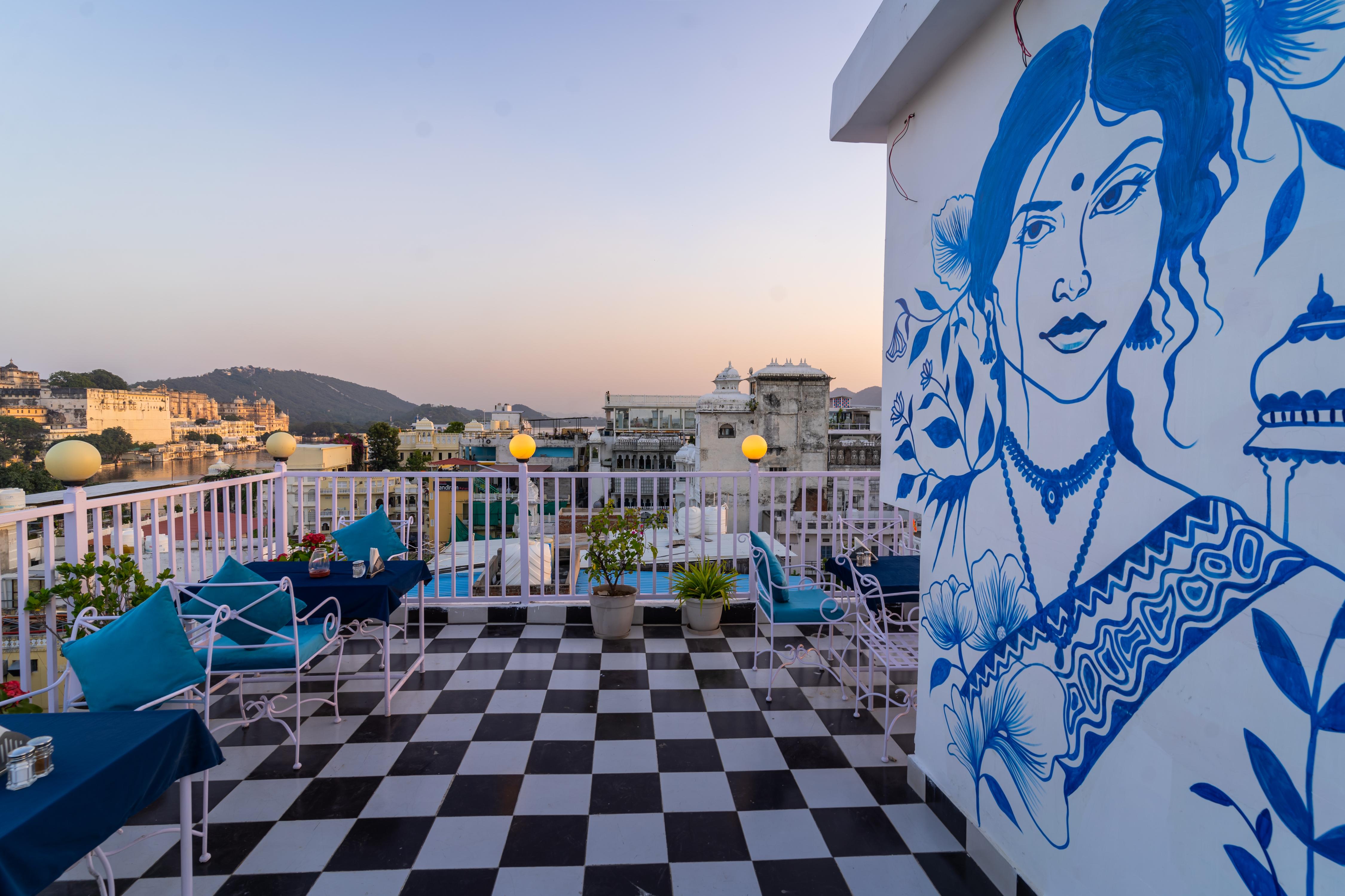 Upri Manzil Roof Top Restaurant