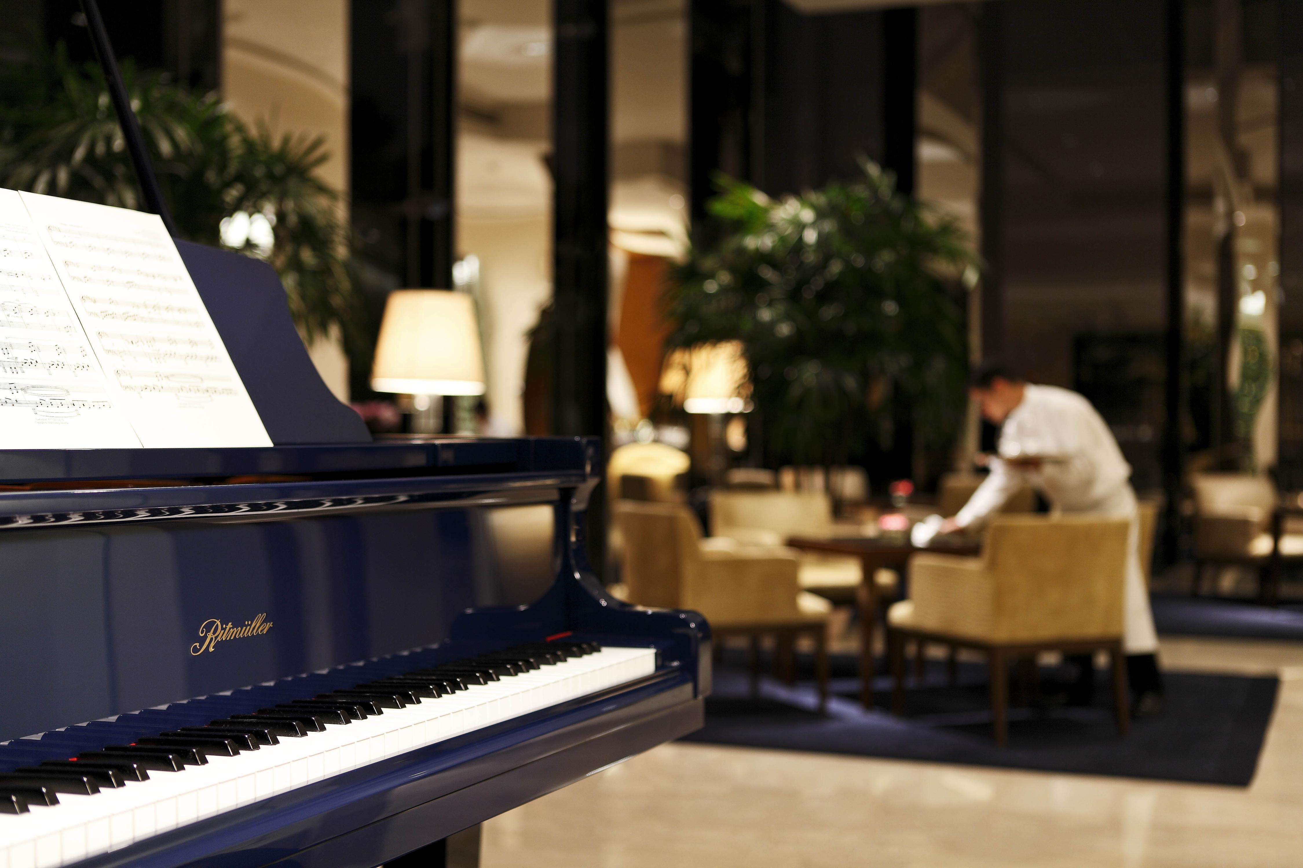 The Piano Bar and Cigar Lounge