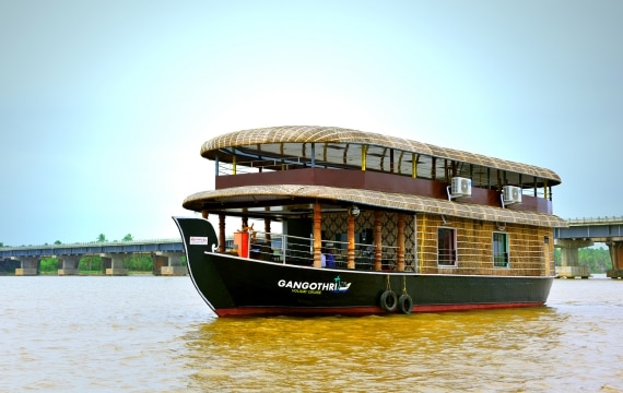 Gangothri Holiday Cruise 𝗕𝗢𝗢𝗞 Kundapur Houseboat