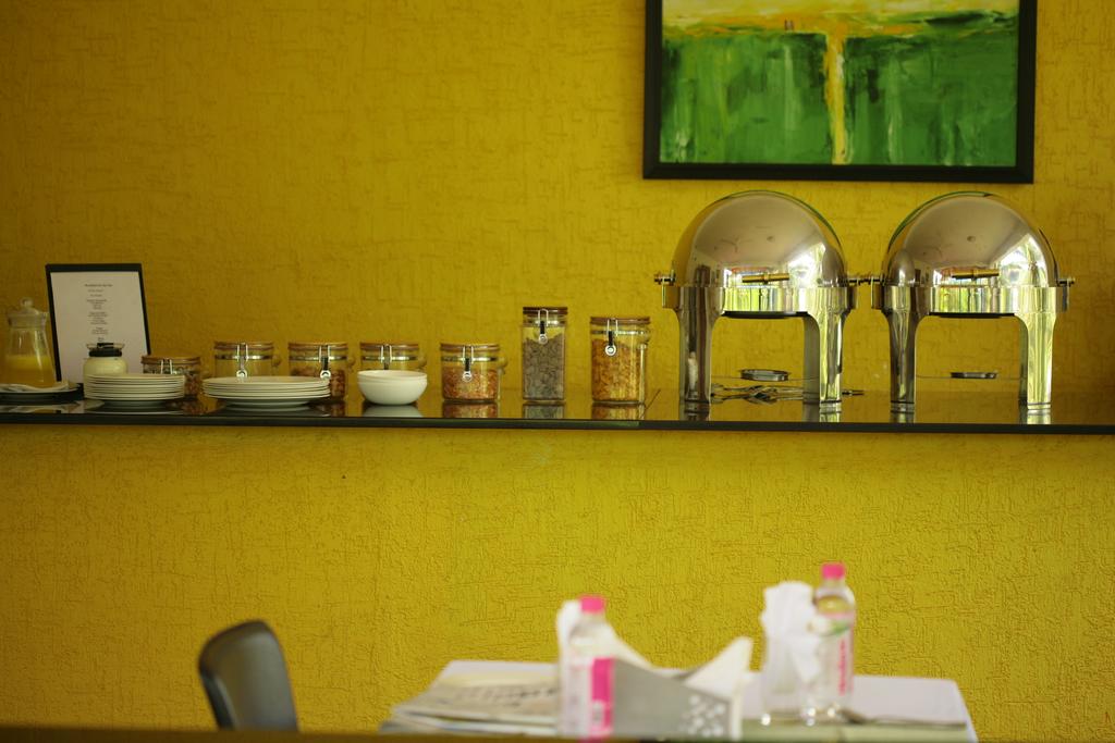 Restaurant 1