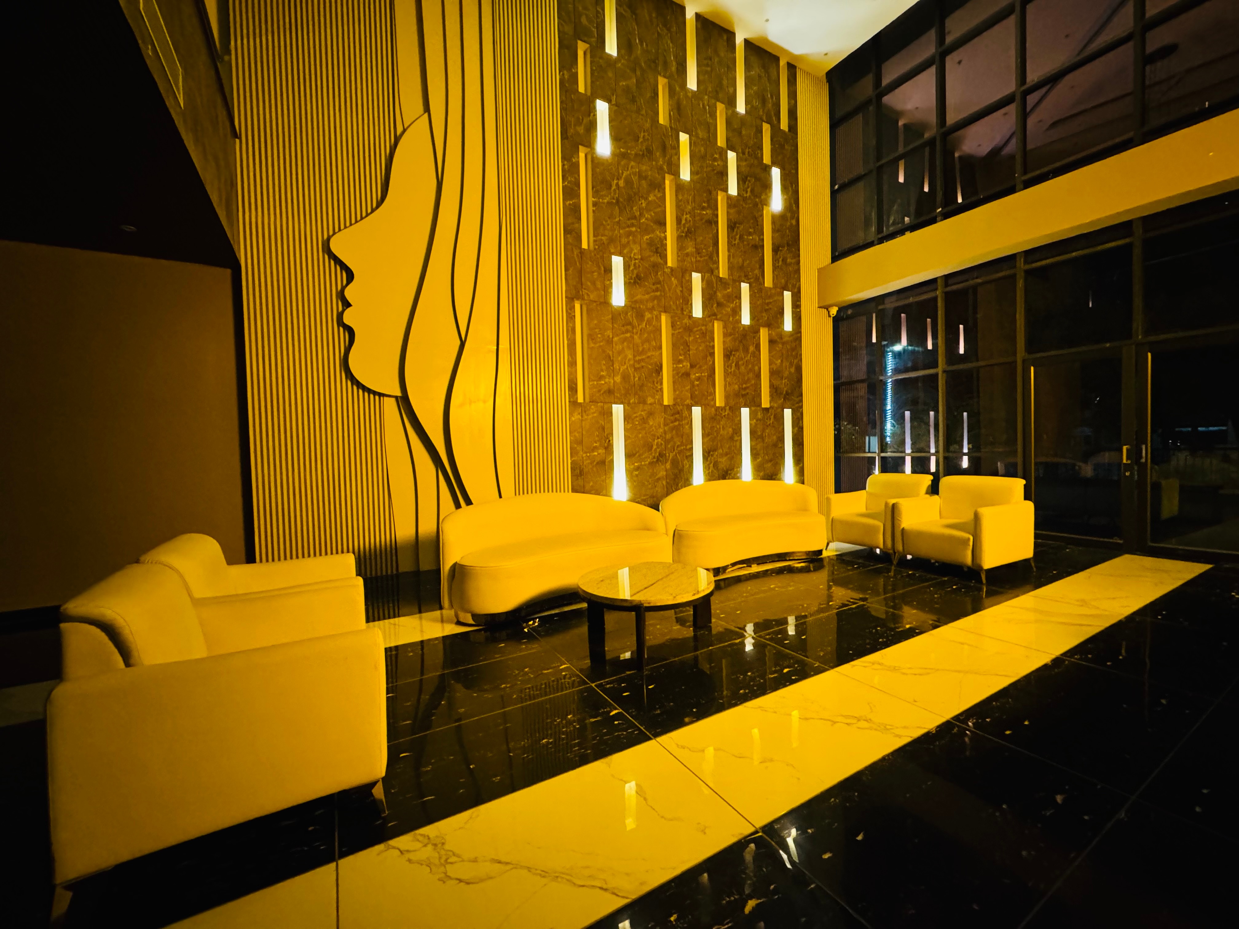 The French Studio - A luxe 4star Experience 𝗕𝗢𝗢𝗞 Dehradun Apartment