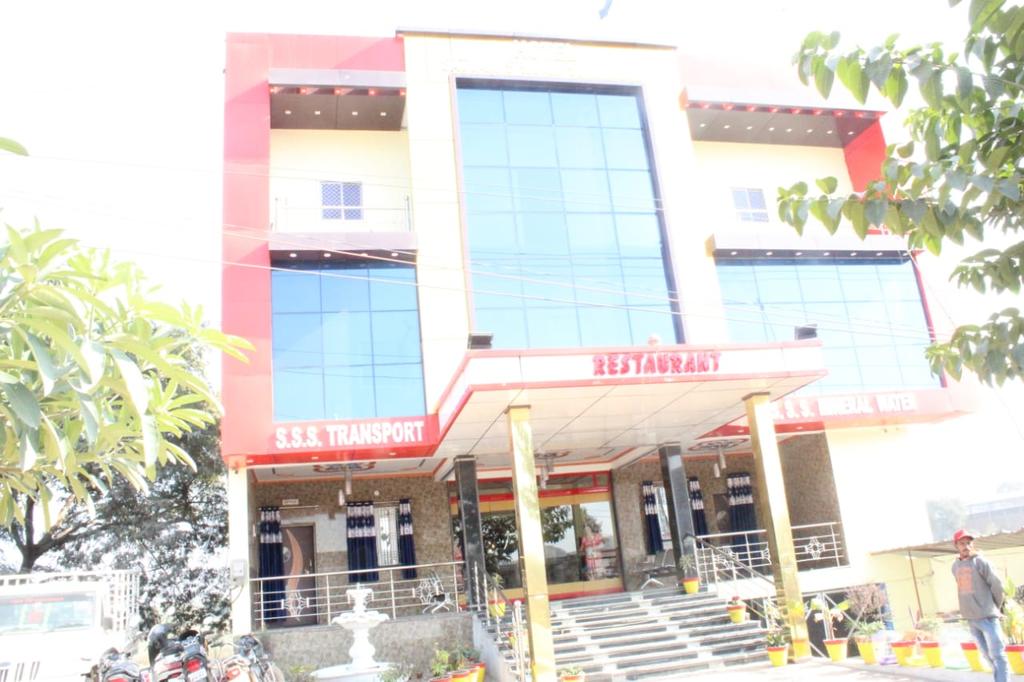 hotel satyam shivam sundaram