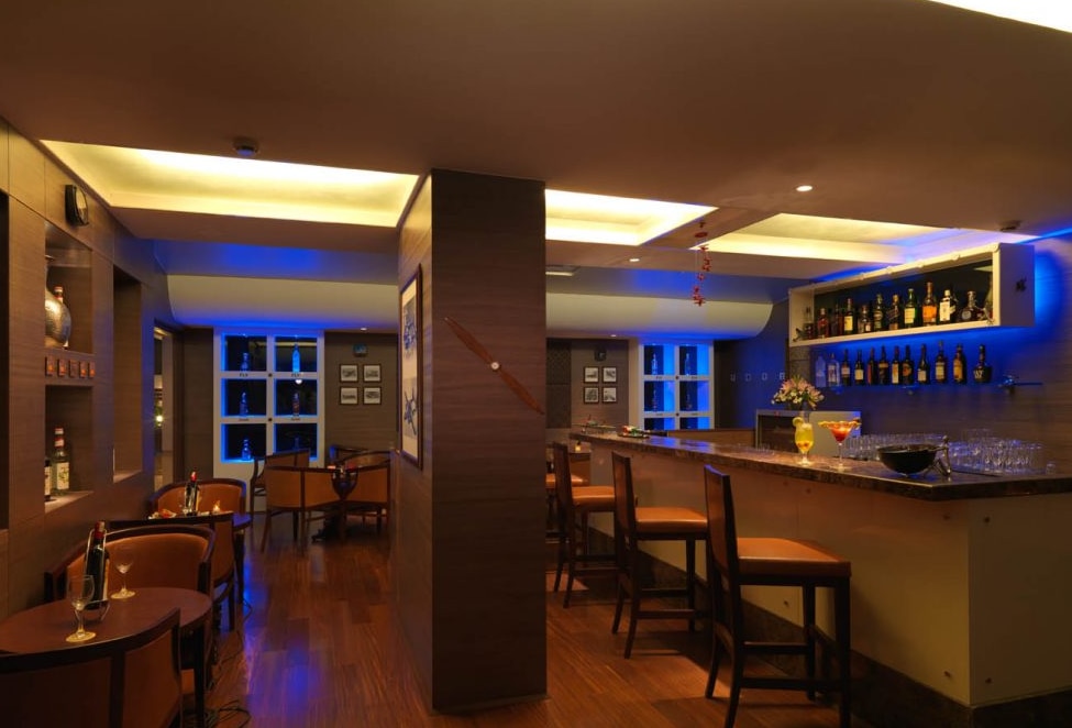 Aviator Bar