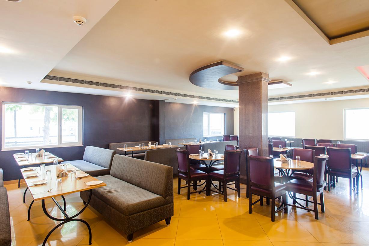 Saras Restaurant