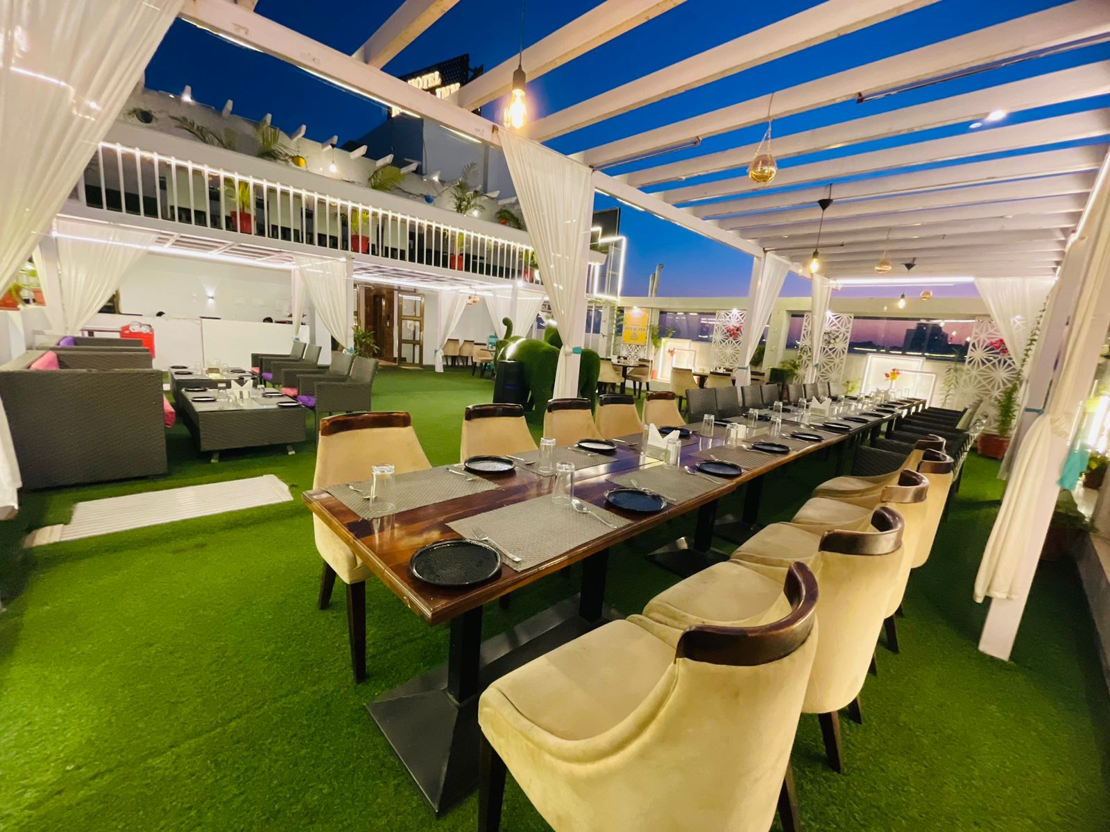 Royal Garden Rooftop Restaurant