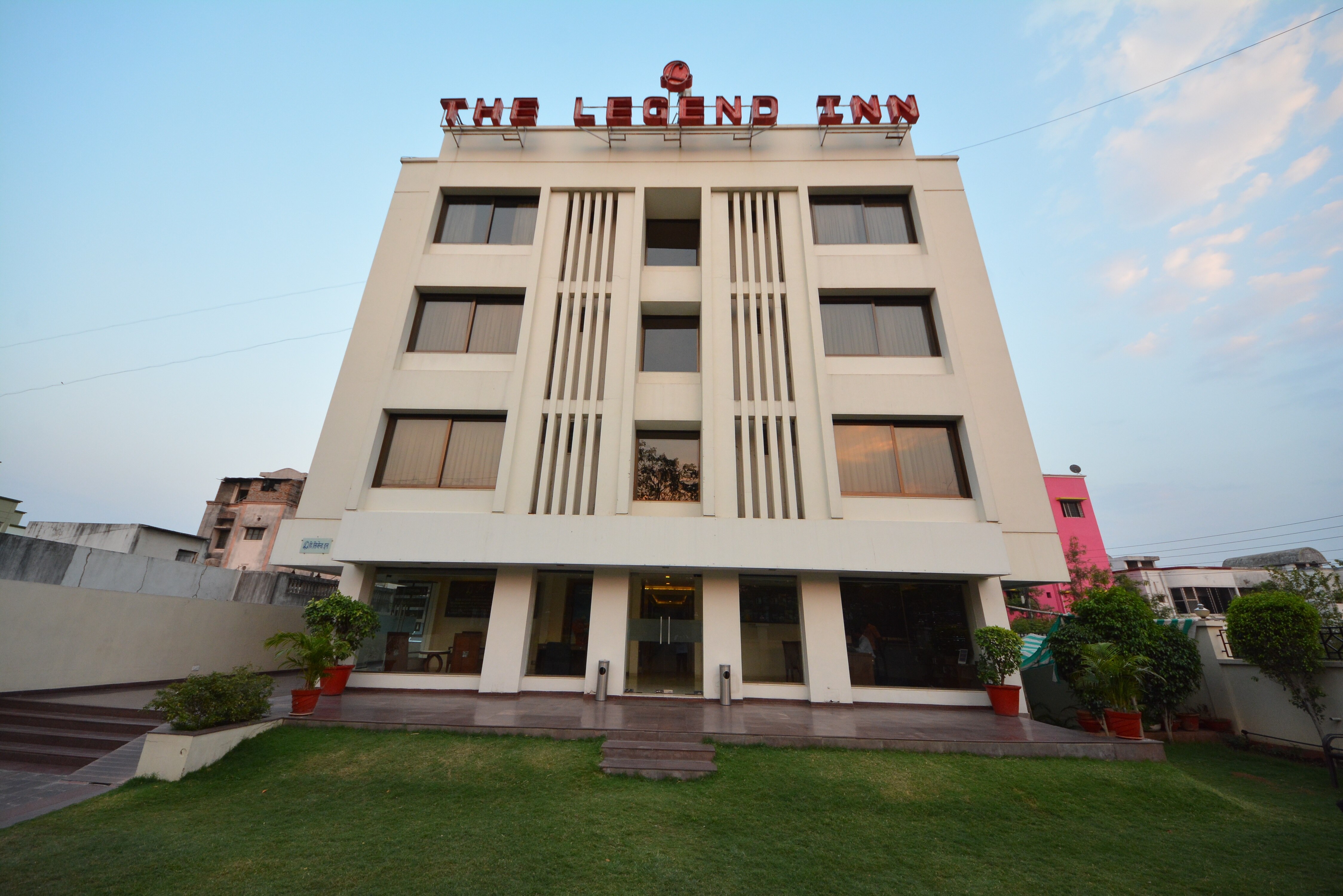 The Legend Inn | Nagpur Hotel BOOK @ ₹1