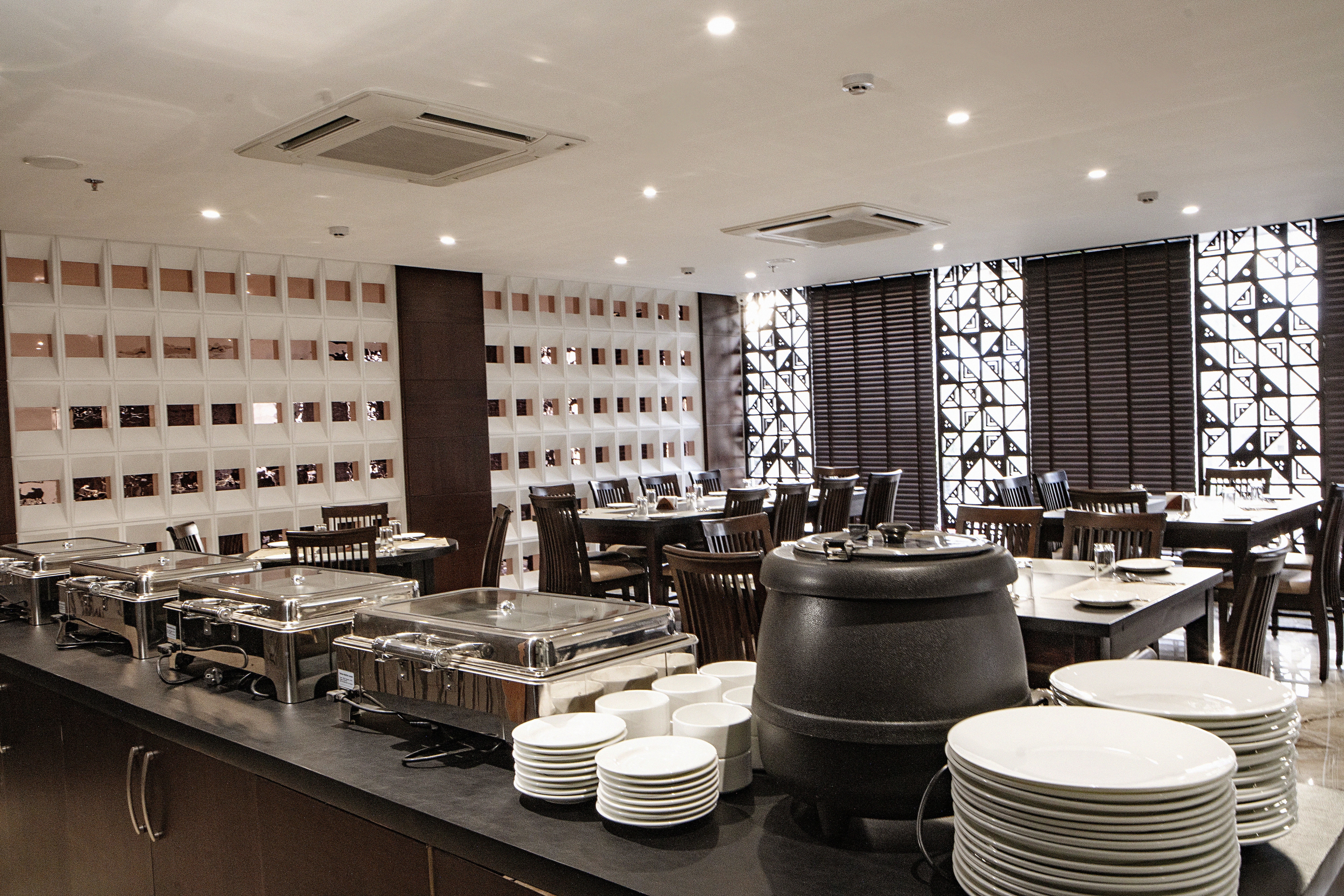 IN HOUSE DINING