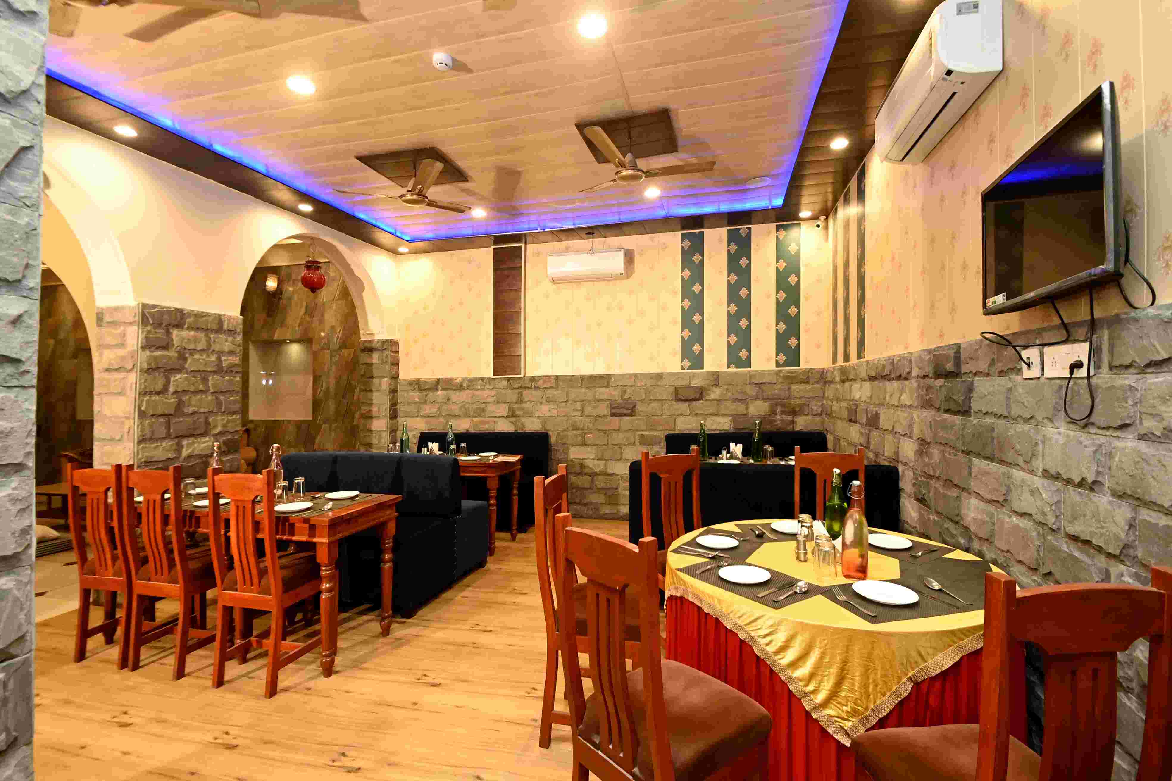 Virasat Restro