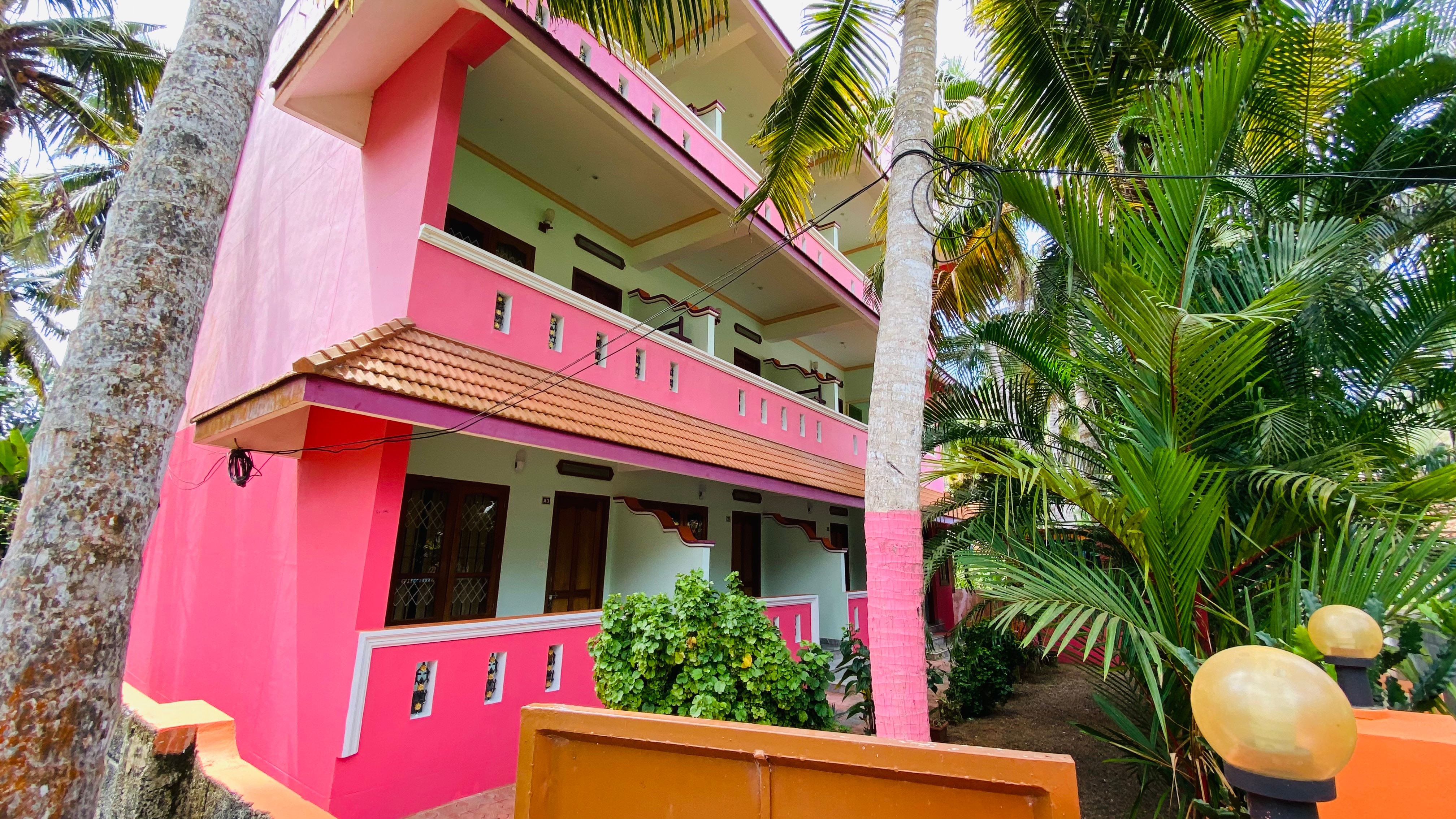 PACKBAG COMFORT BED AND BREAKFAST Resort Kovalam And Poovar | Book ...