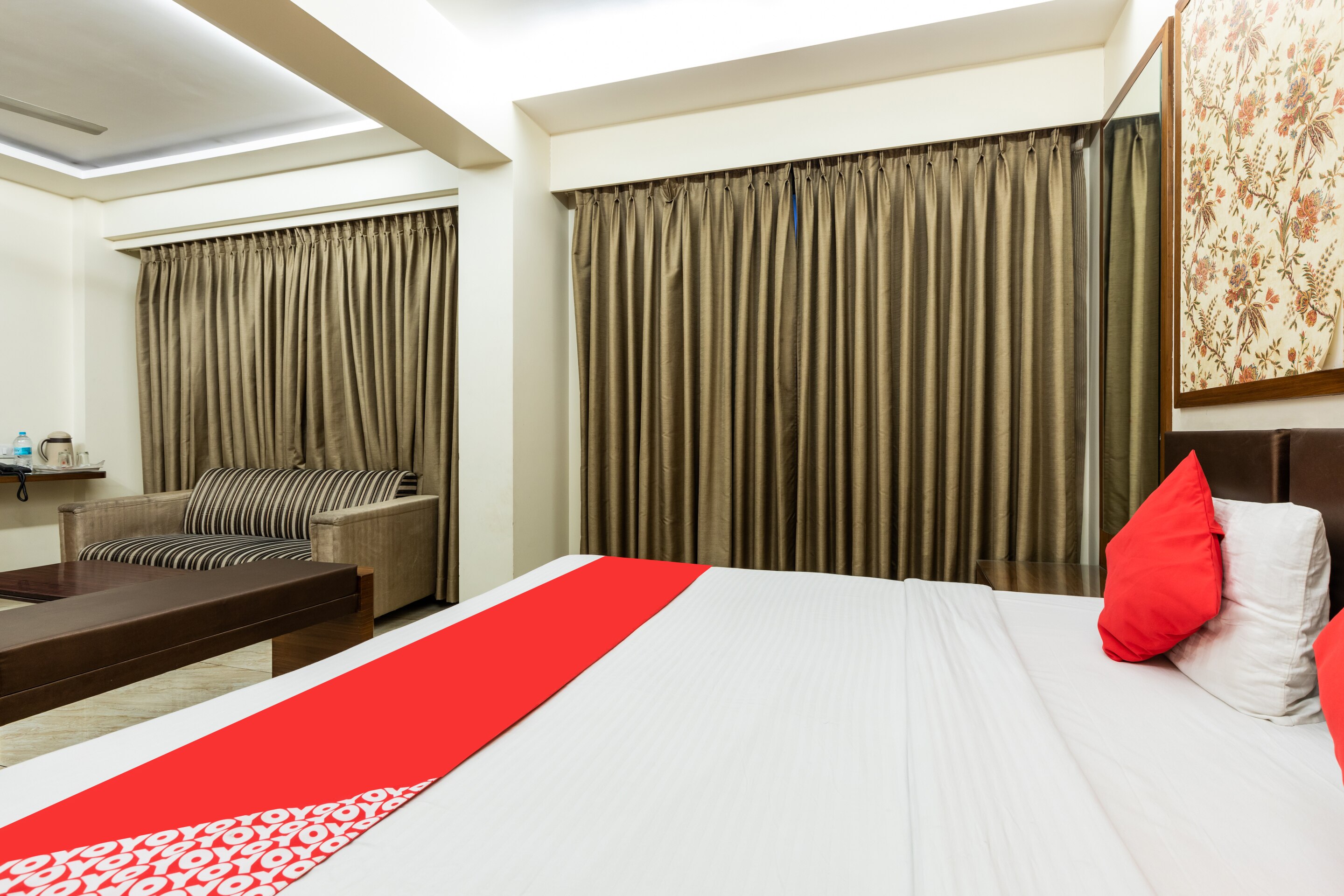 Hotel Shalimar Deluxe Bhopal INR 594 OFF ( ̶2̶2̶0̶0̶ ) 𝐏𝐡𝐨𝐭𝐨𝐬 & 𝐑𝐞𝐯𝐢𝐞𝐰𝐬