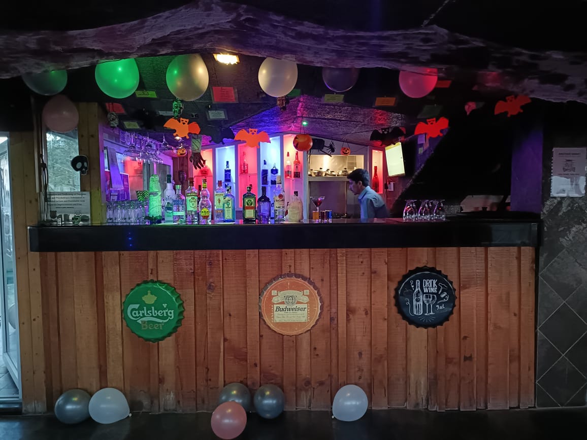 HANGOUR BAR & RESTAUTANT
