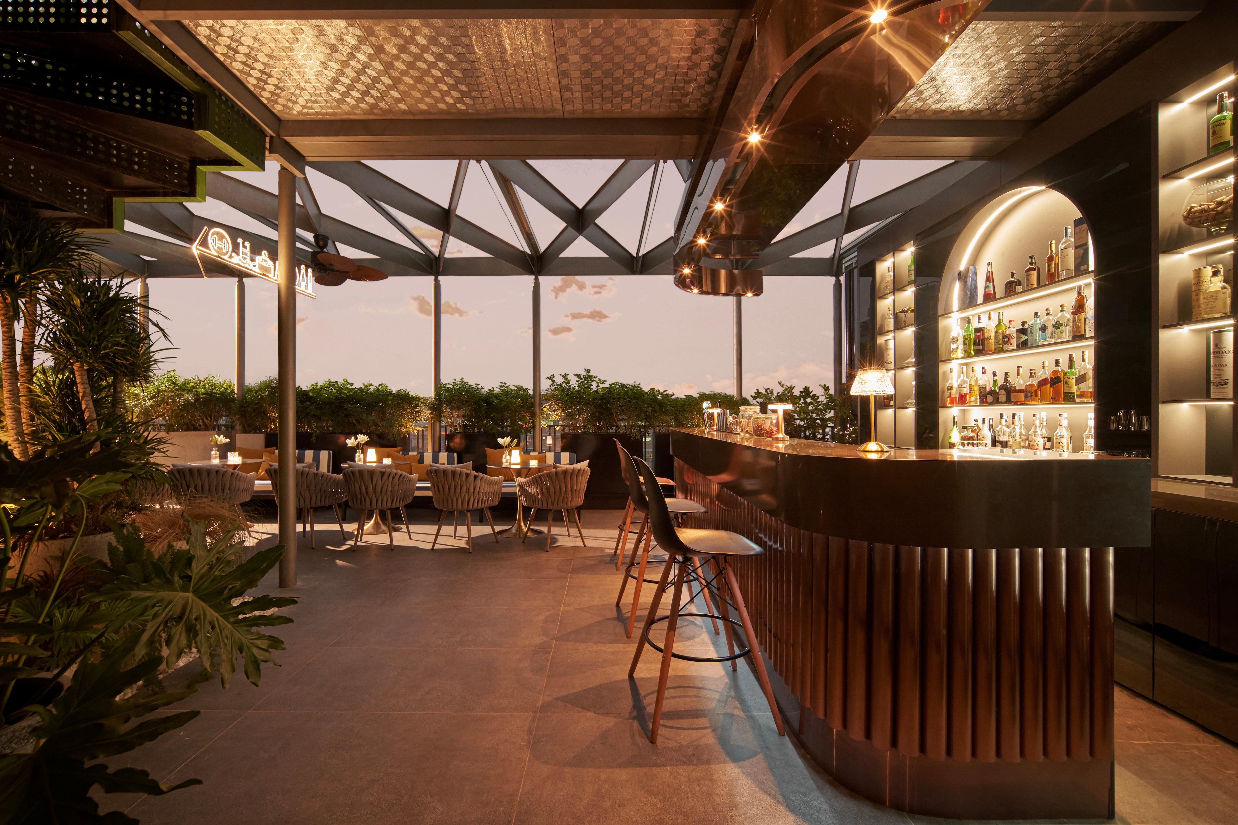 An Lam Sky Bar & Restaurant