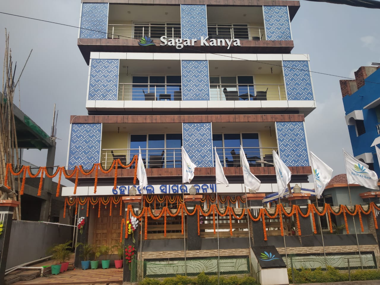 HOTEL SAGAR KANYA INN ,100mtrs from Sea Beach 𝗕𝗢𝗢𝗞 Puri Hotel