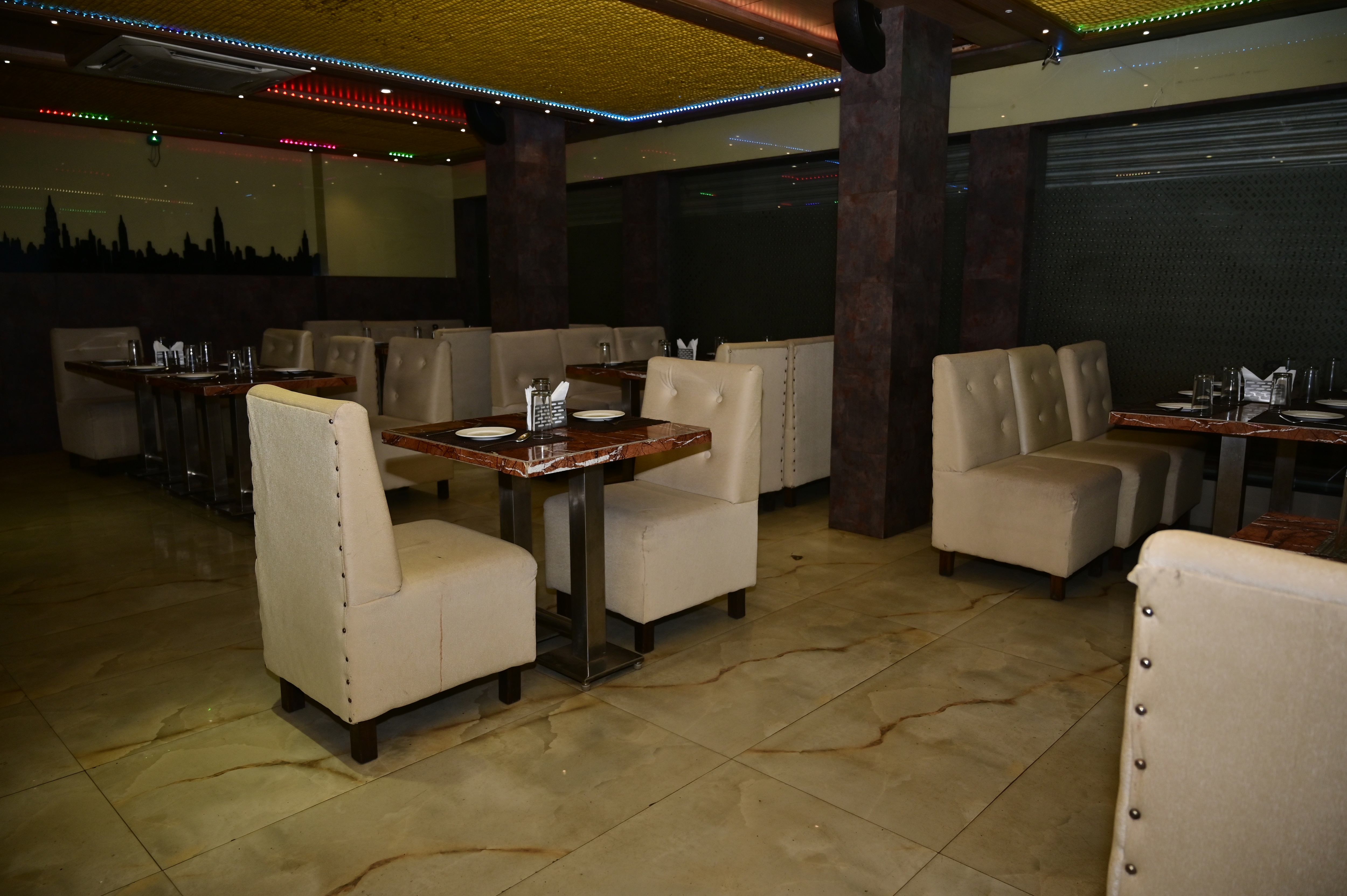 TANTRA RESTAURANT