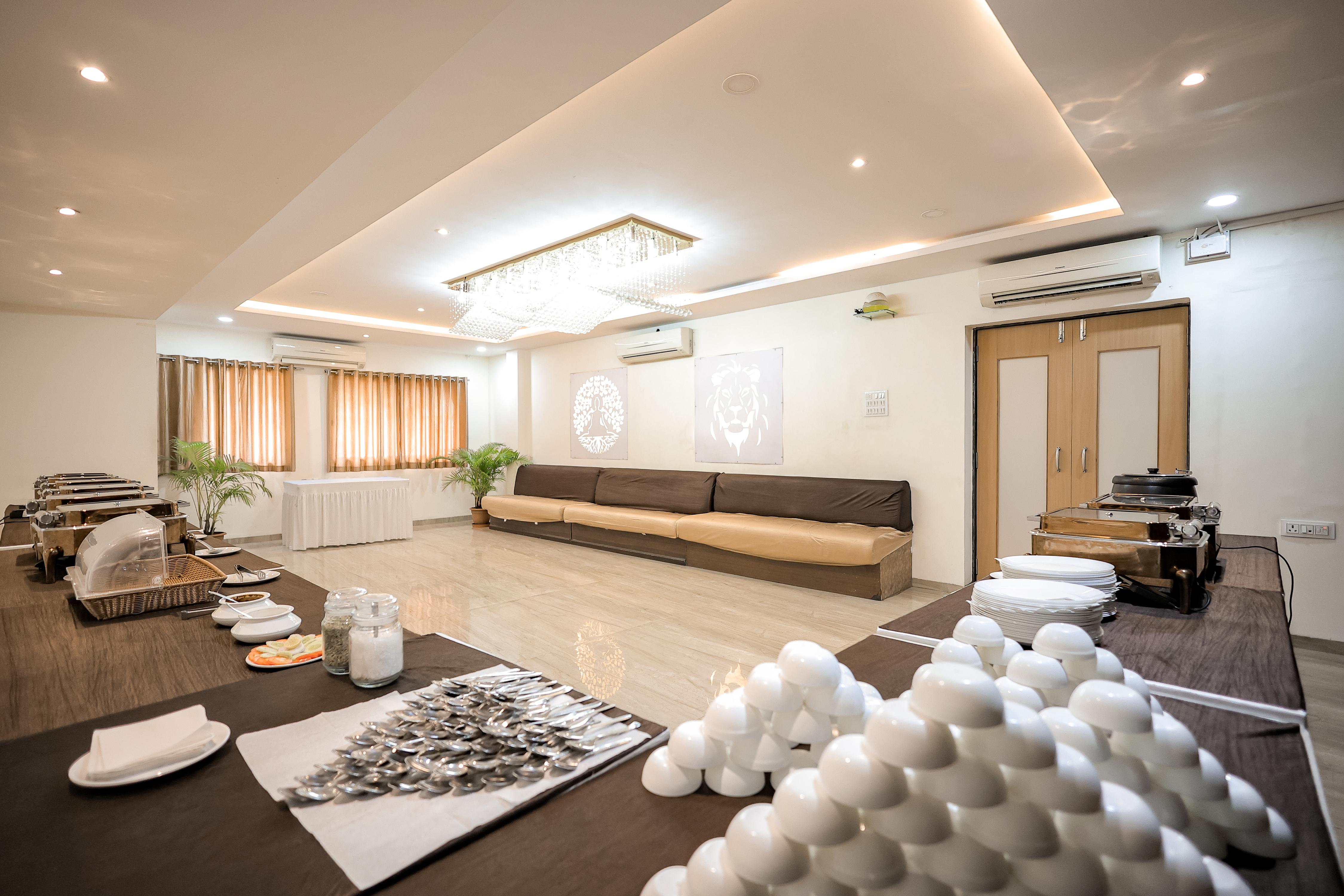 OLD World Restaurant