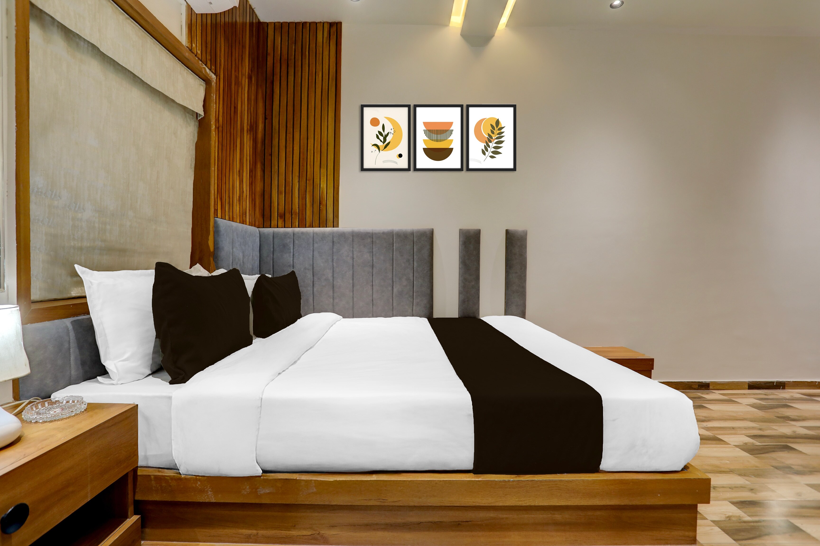 Super Hotel O The Infinity 𝗕𝗢𝗢𝗞 Rajkot Hotel