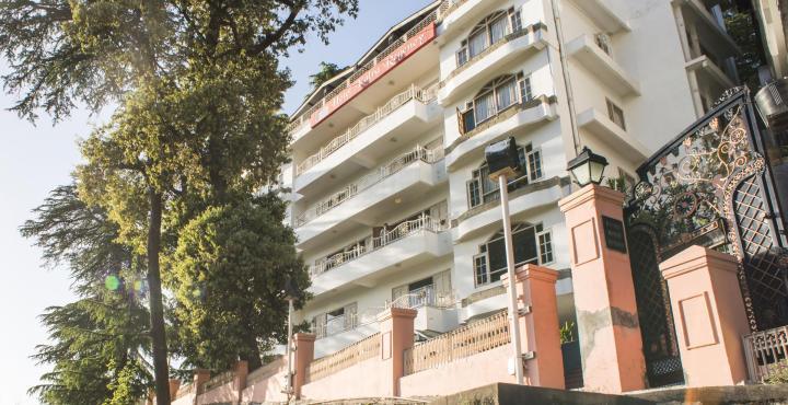 Hotel Kalra Regency - Pure Vegetarian Hotel