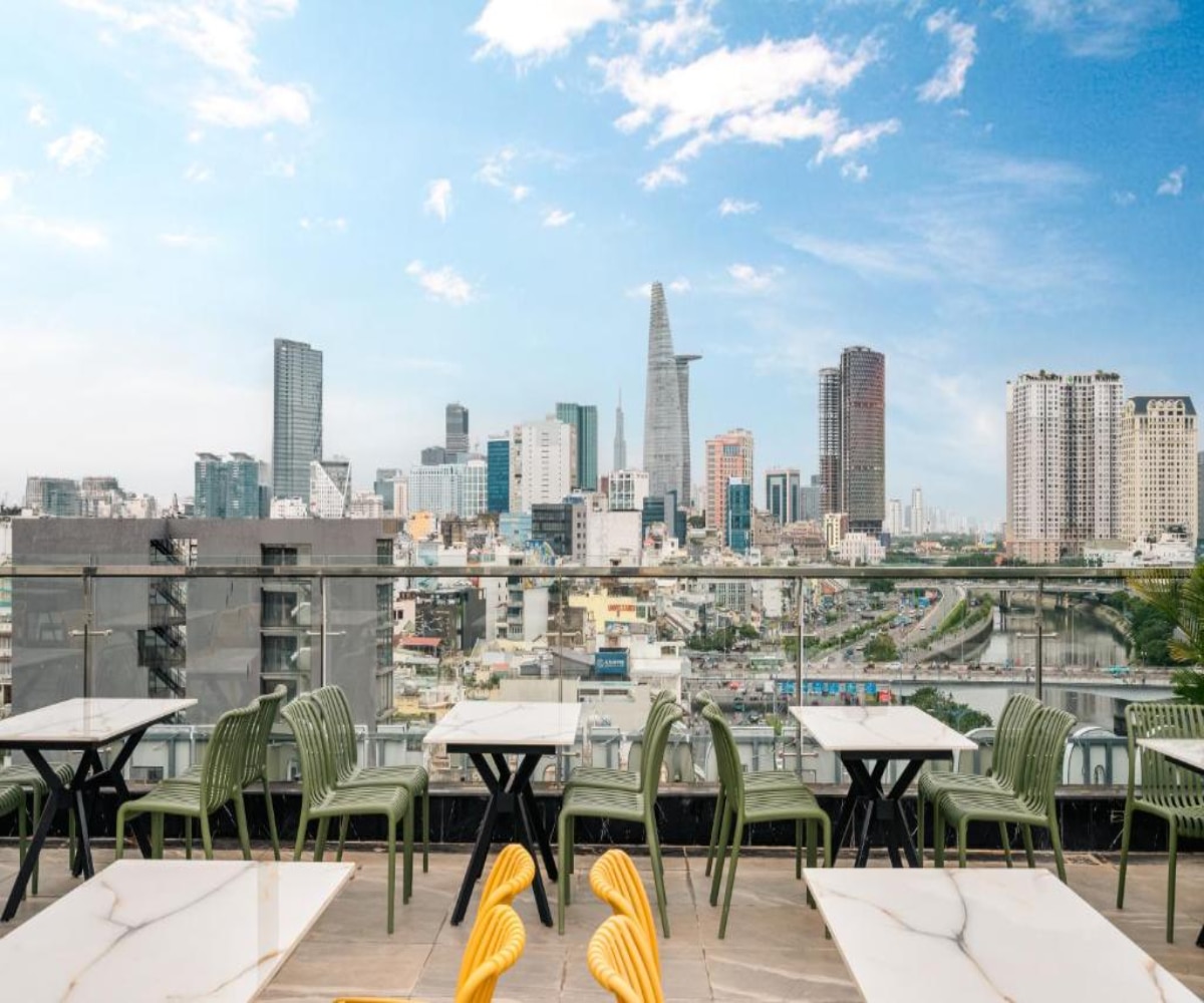 G8 Sky bar Saigon
