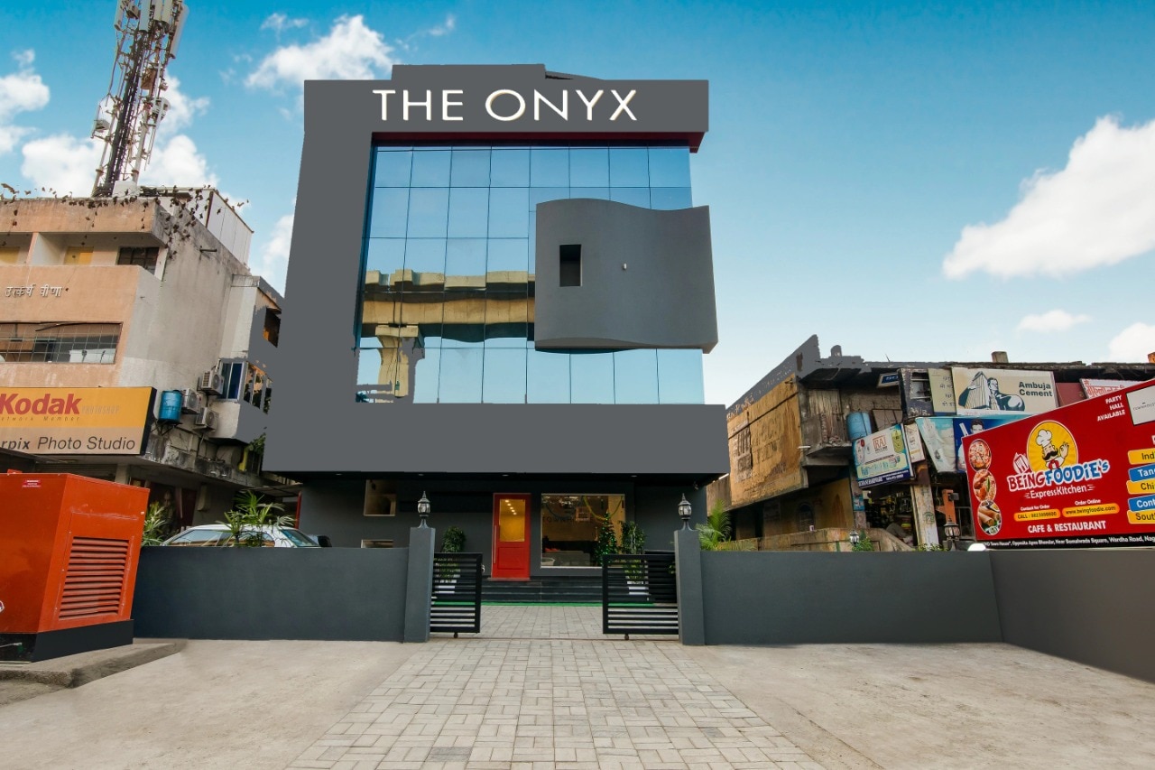 Hotel The Onyx in Sonegaon