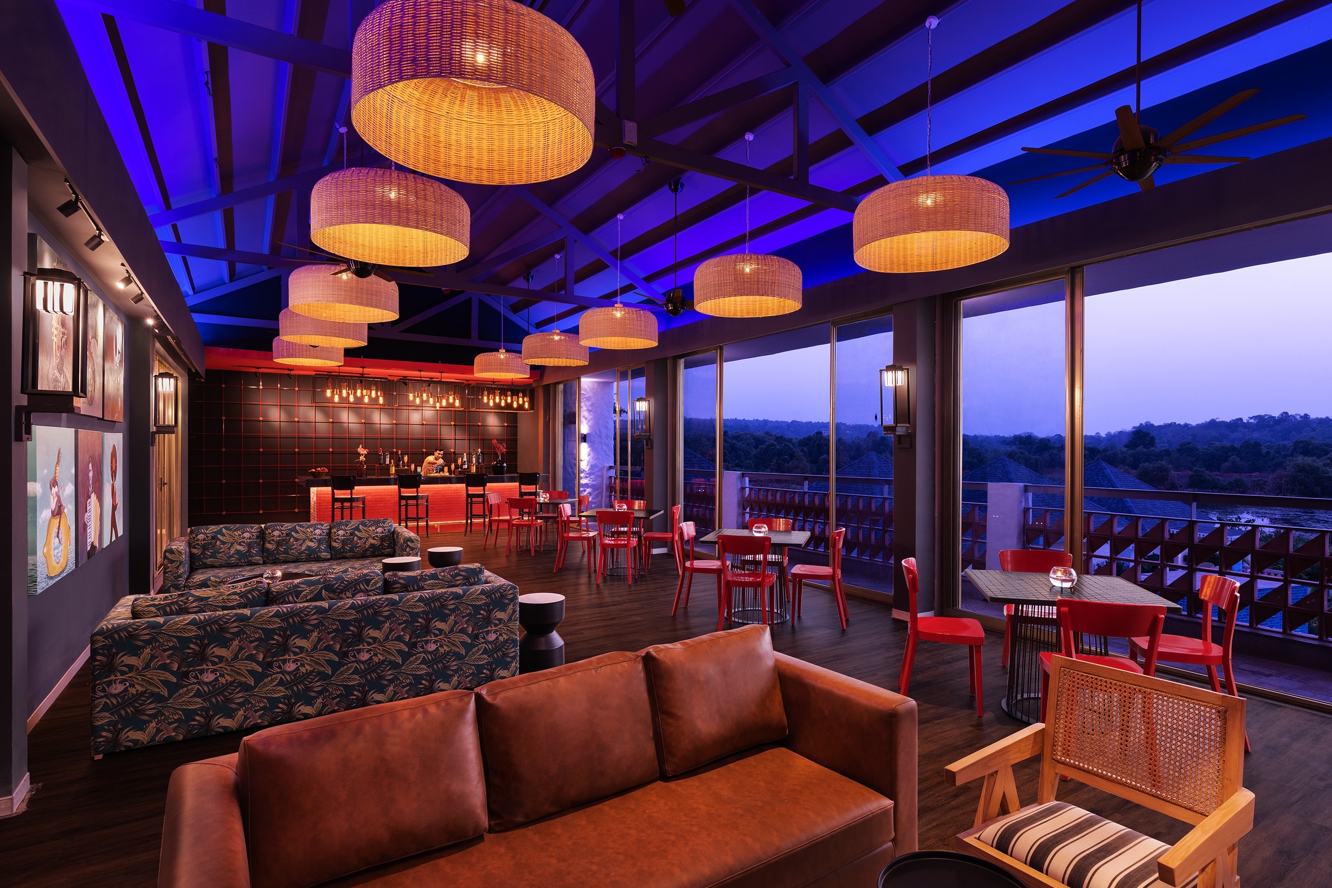 Storii Lounge