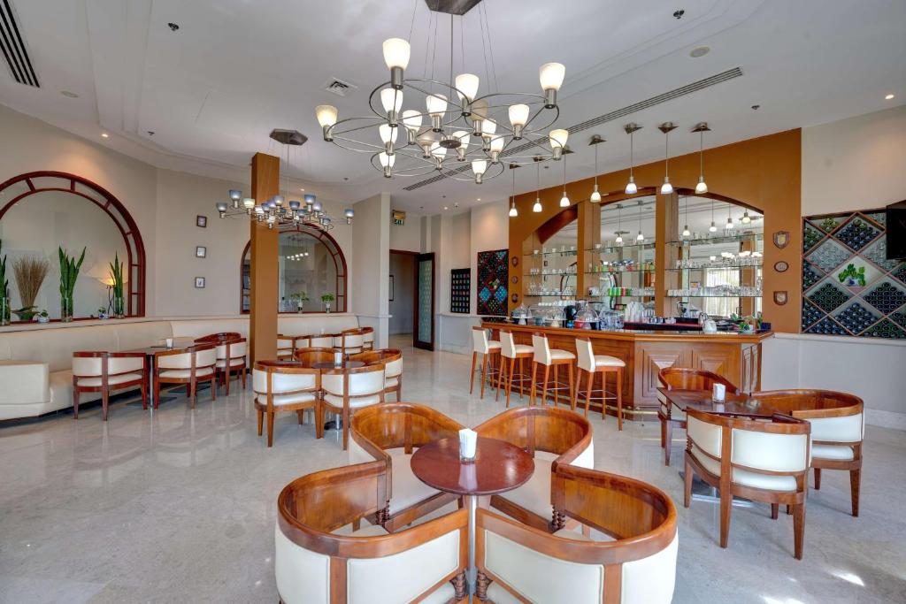 Mayfair Cafe