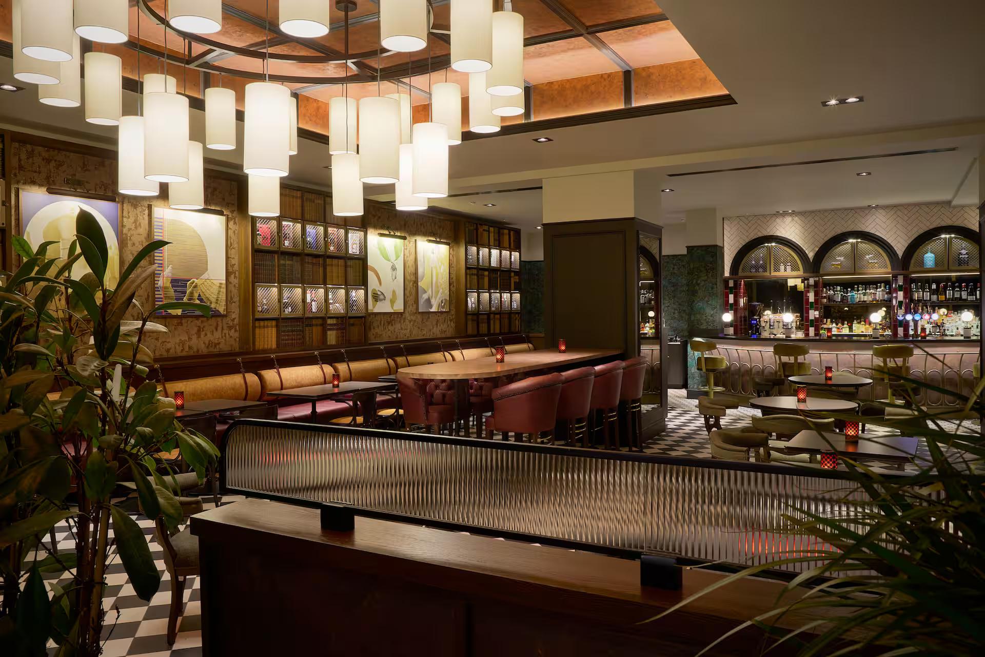 Nineteen Hundred Bar & Lounge