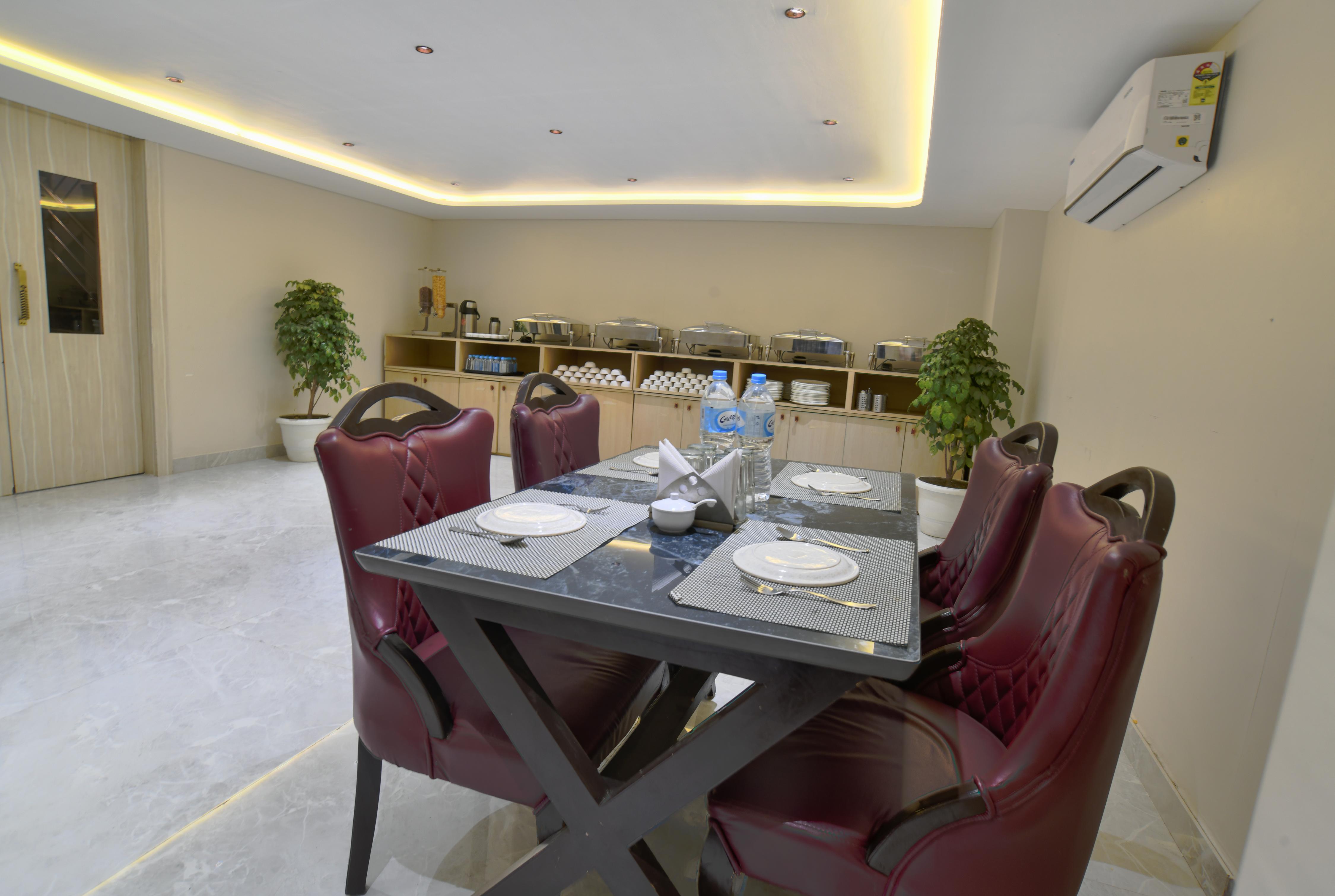 Ace Dine