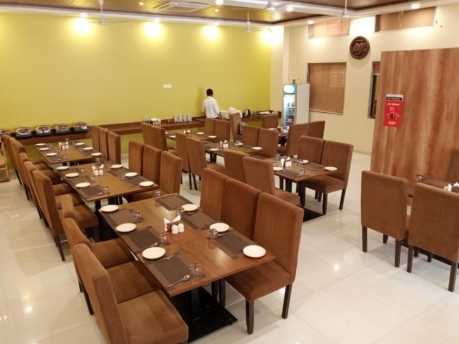 RESTO ALMOND