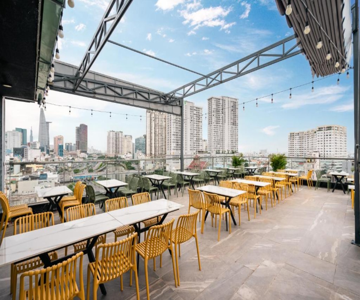 G8 Sky bar Saigon