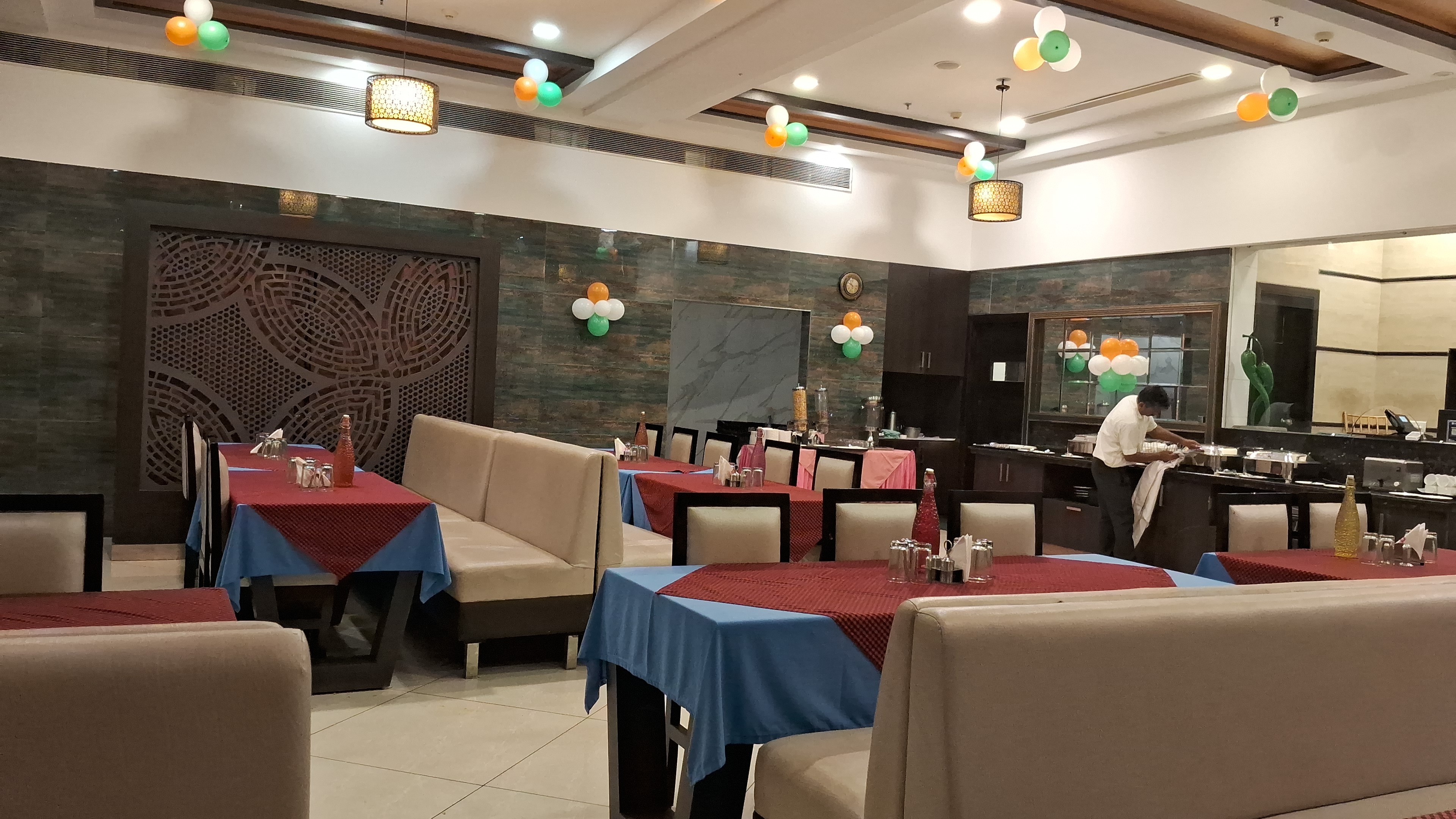 9 Mile Restaurant