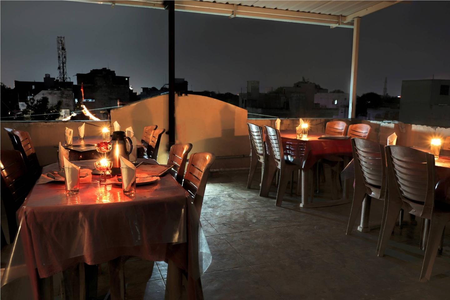 HOTEL LAXMI PALACE ROOFTOP